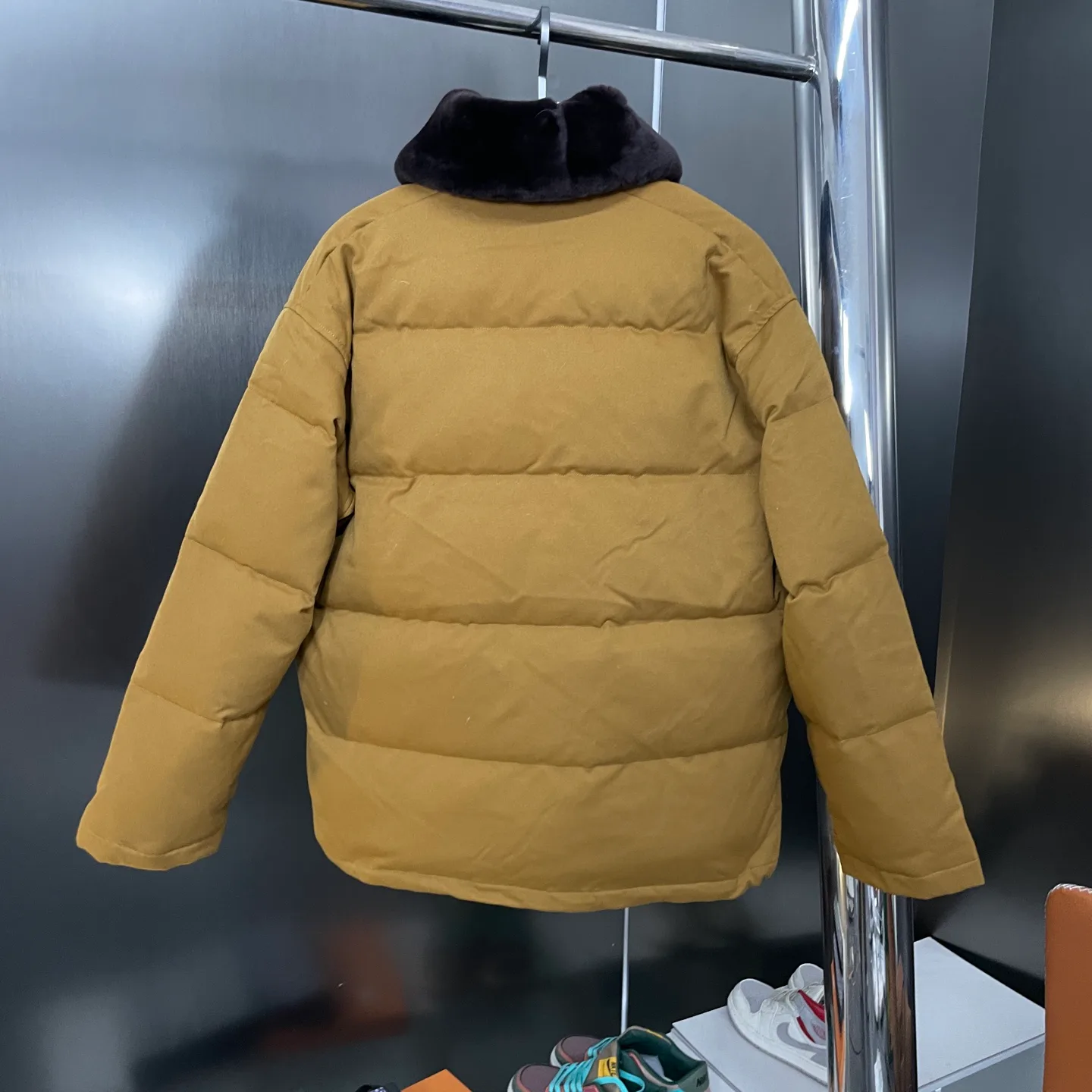 Пуховики Женские Miu Miu 483234