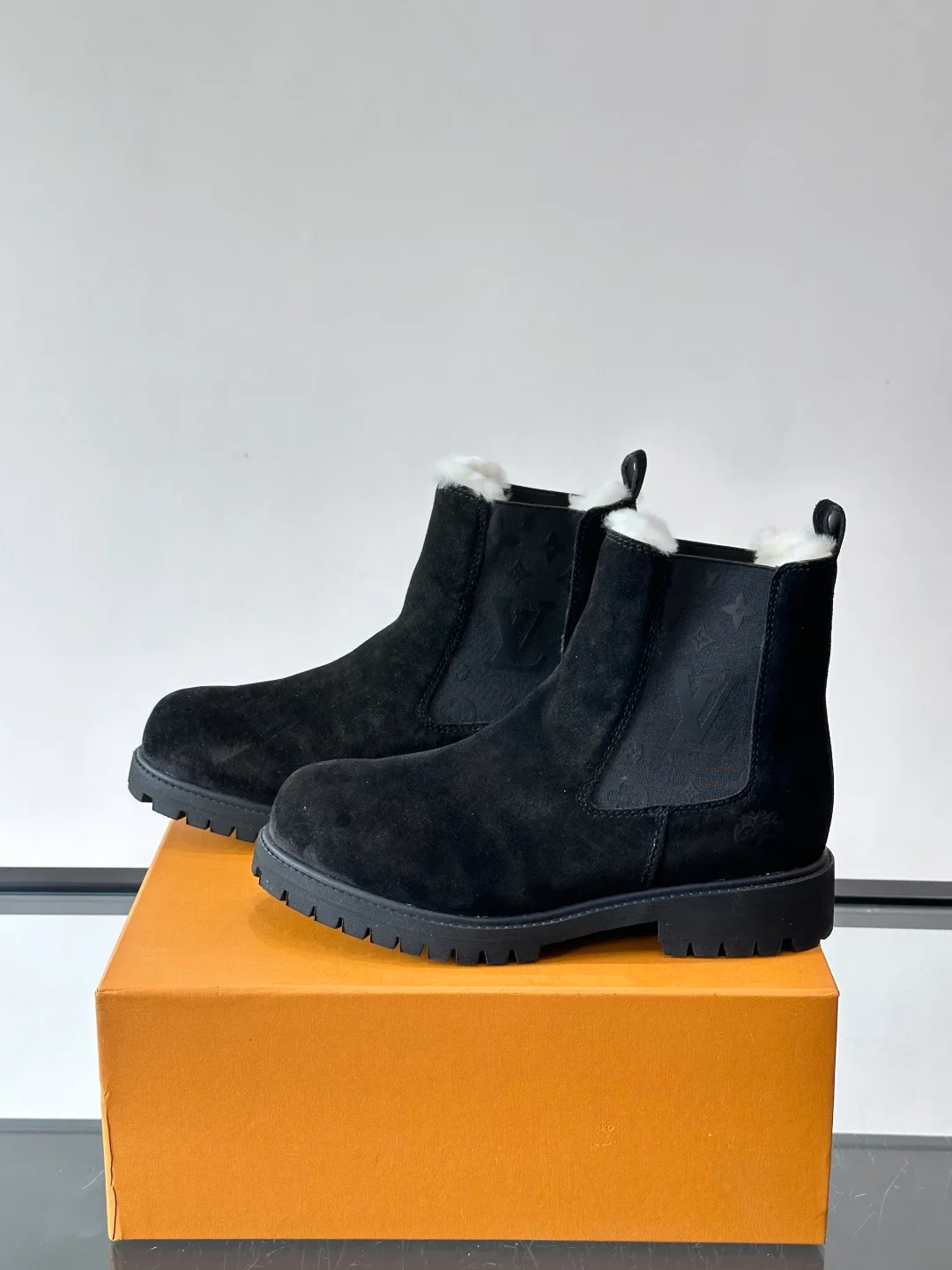 Ботинки Мужские Louis Vuitton 674551