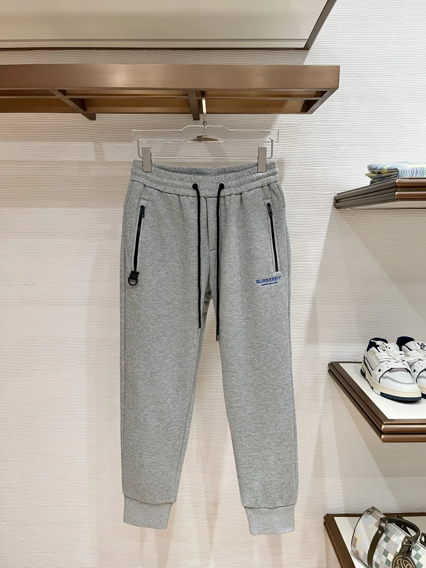 Брюки Мужские Burberry 250364