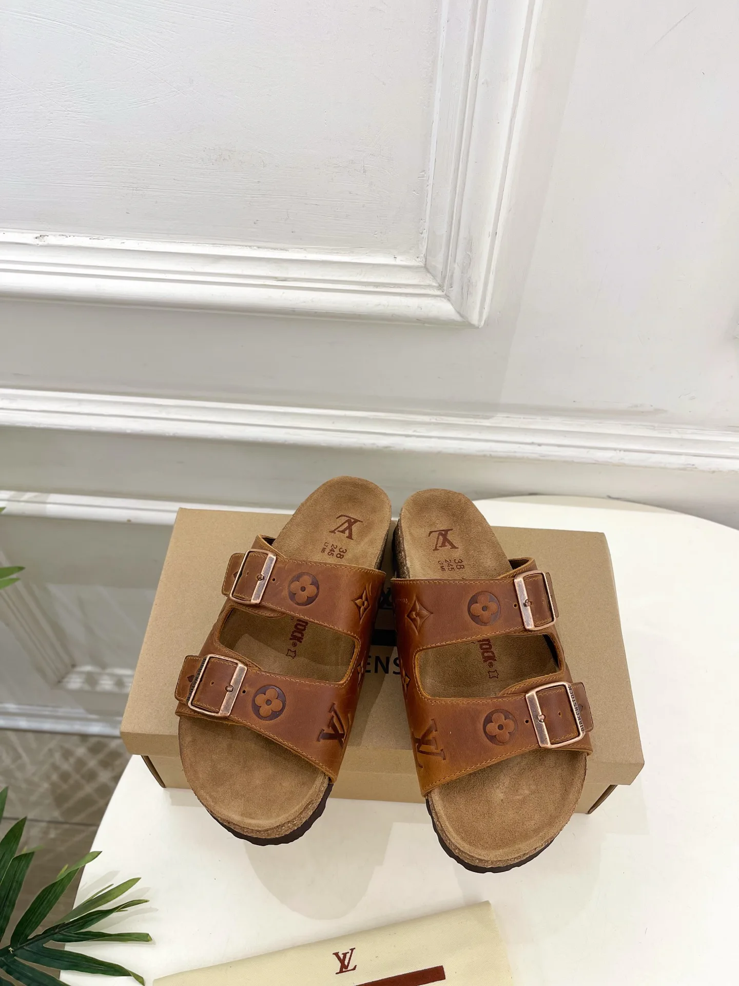 Сандалии Женские Louis Vuitton 11539491