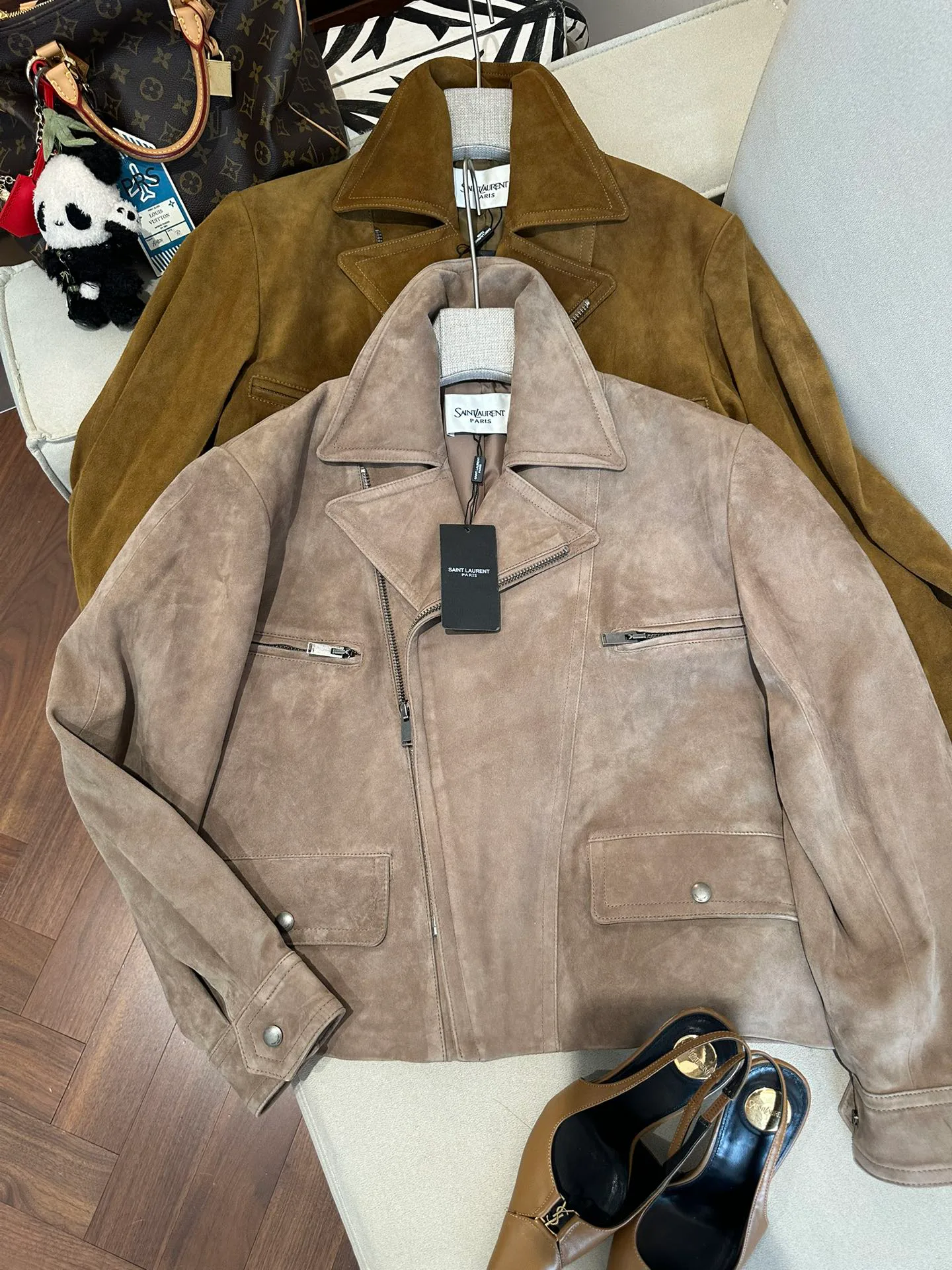 Кожаные Куртки И Дублёнки Женские Saint Laurent 11786231