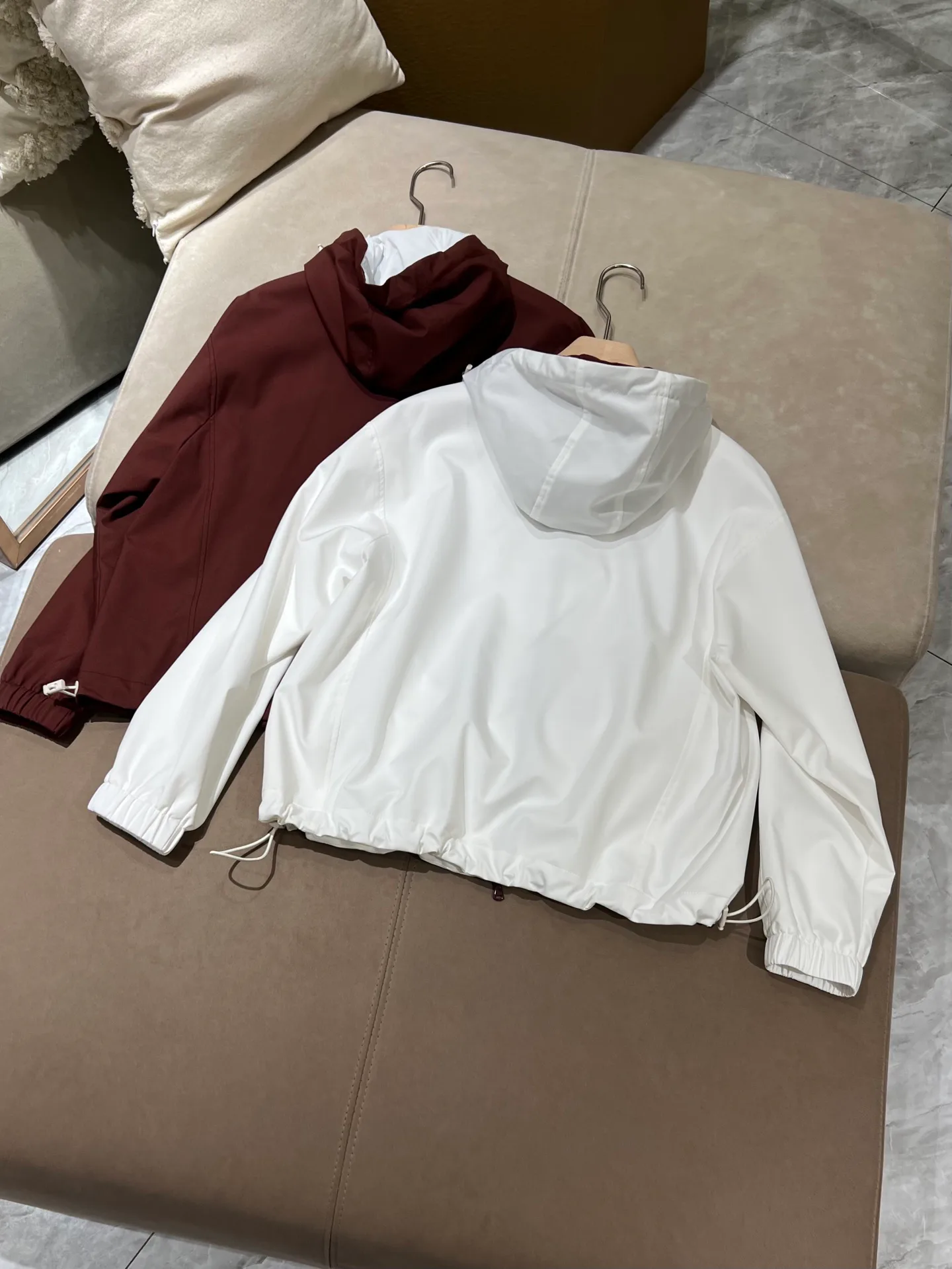 Куртки И Пуховики Женские Brunello Cucinelli 10981617