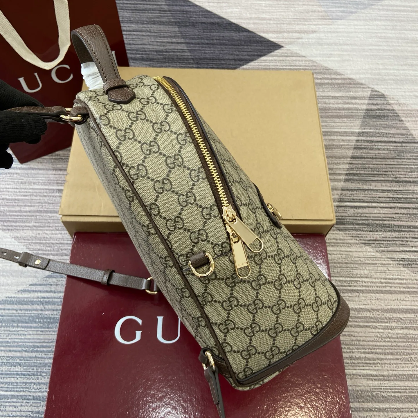 Классические Сумки Женские Gucci 1673177