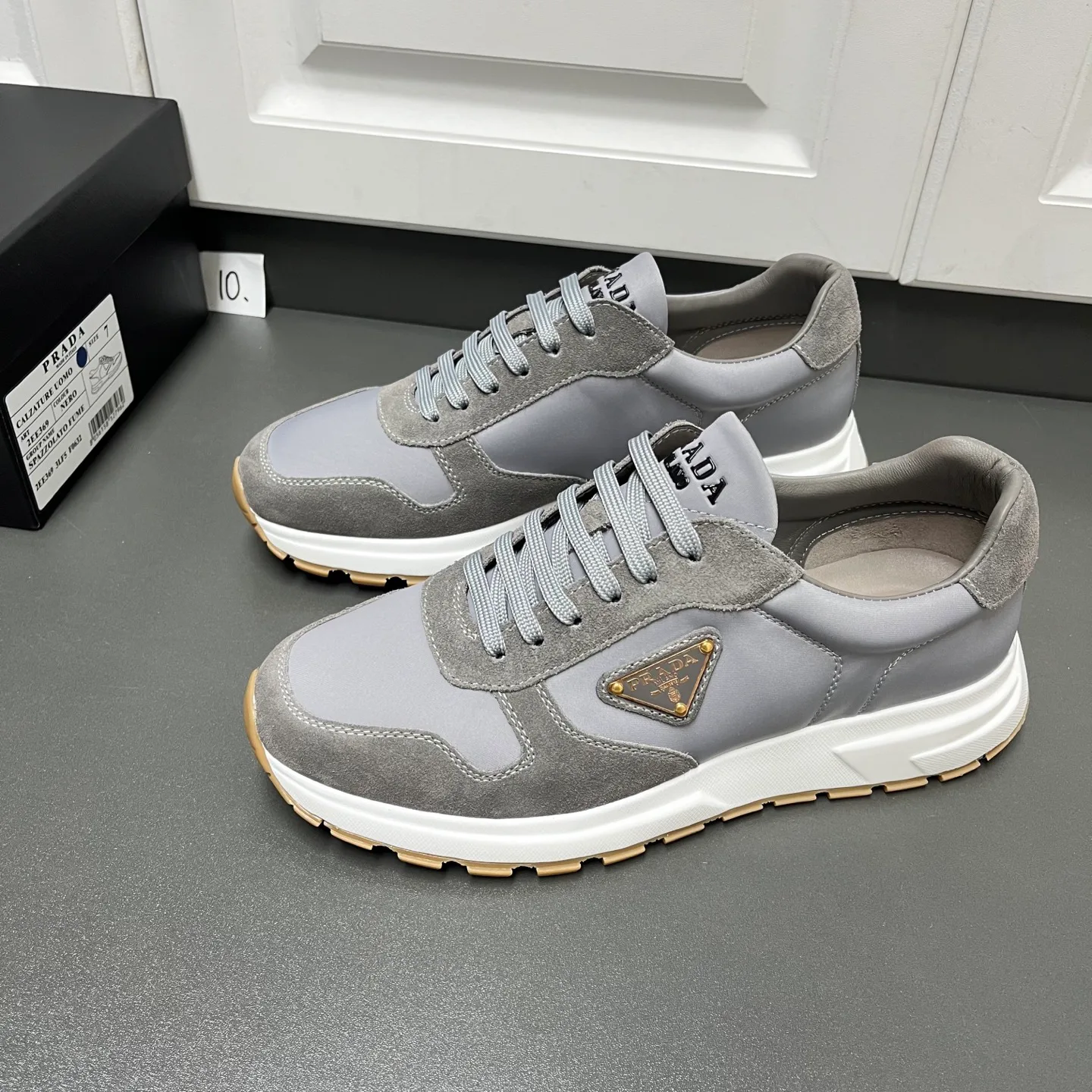 Кроссовки Мужские Prada 2575519
