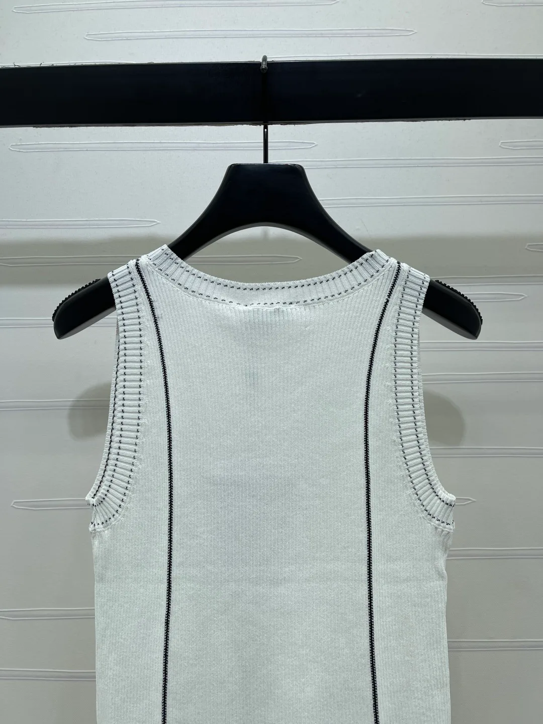 Жилеты Женские Chanel 12394008