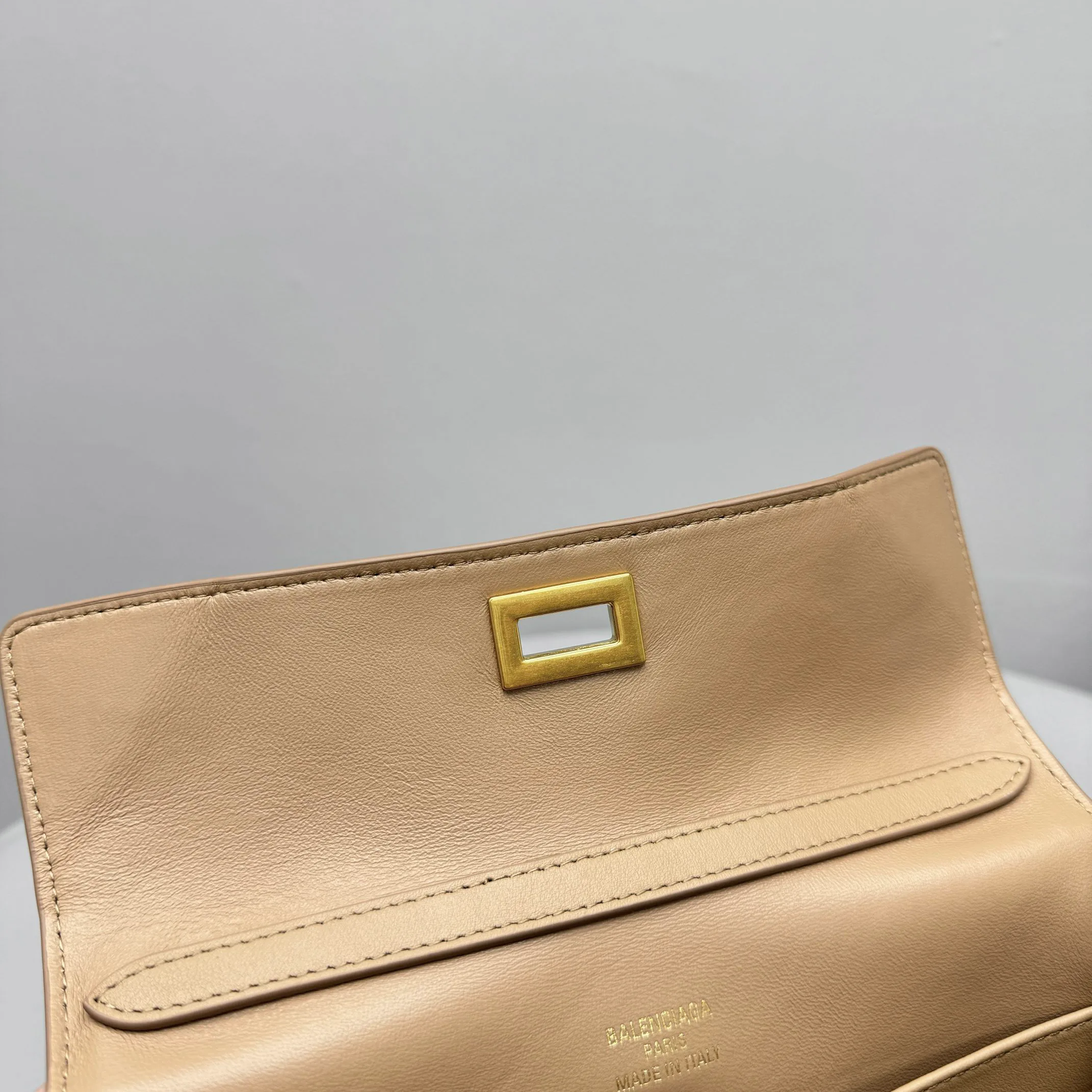 Классические Сумки Женские Bottega Veneta 11451458