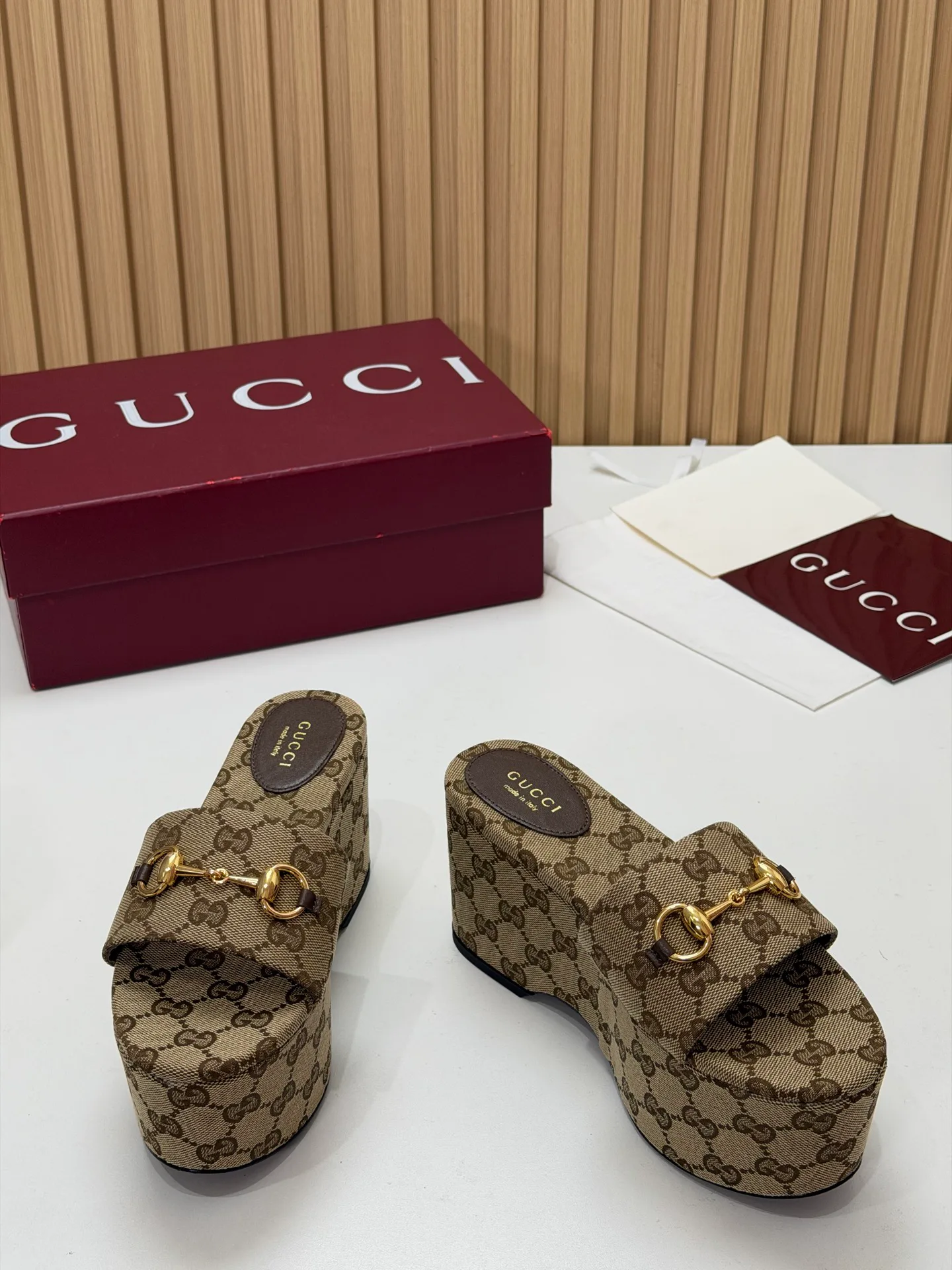 Босоножки Женские Gucci 17631673