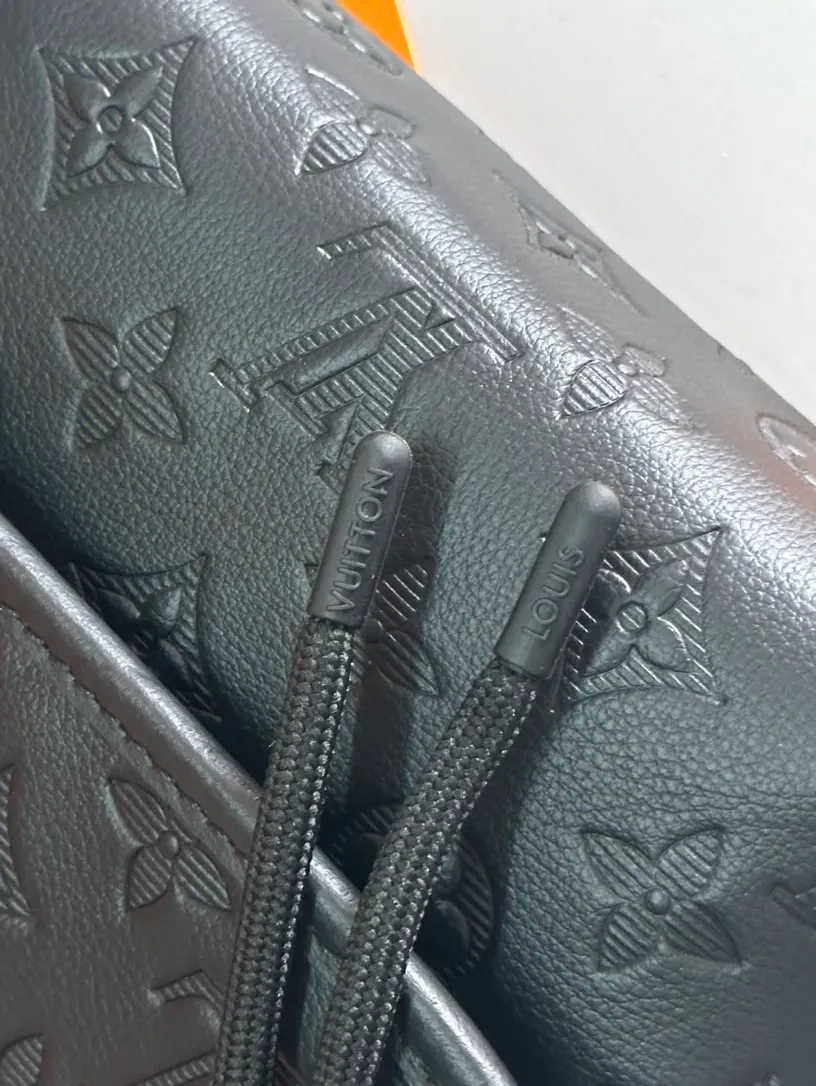 Поясные Сумки Мужские Louis Vuitton 599537