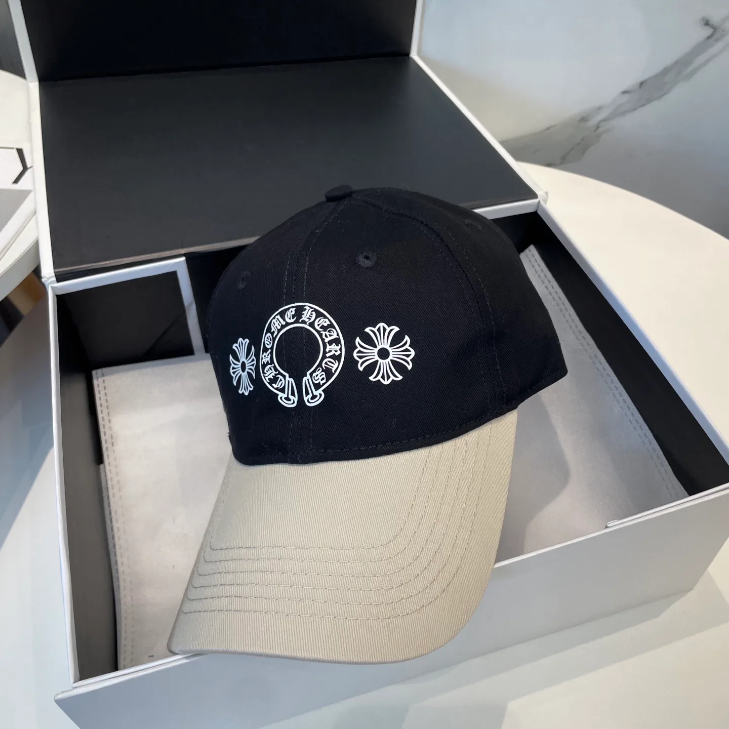 Головные Уборы Chrome Hearts 12764957