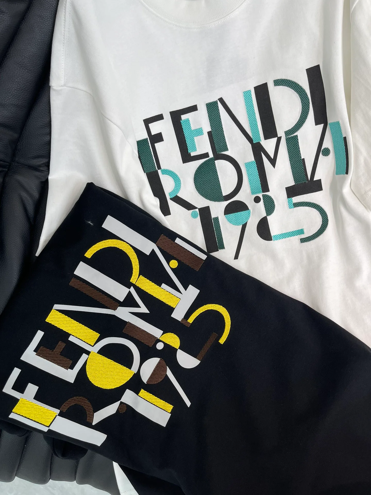 Футболки Женские Fendi 11569446