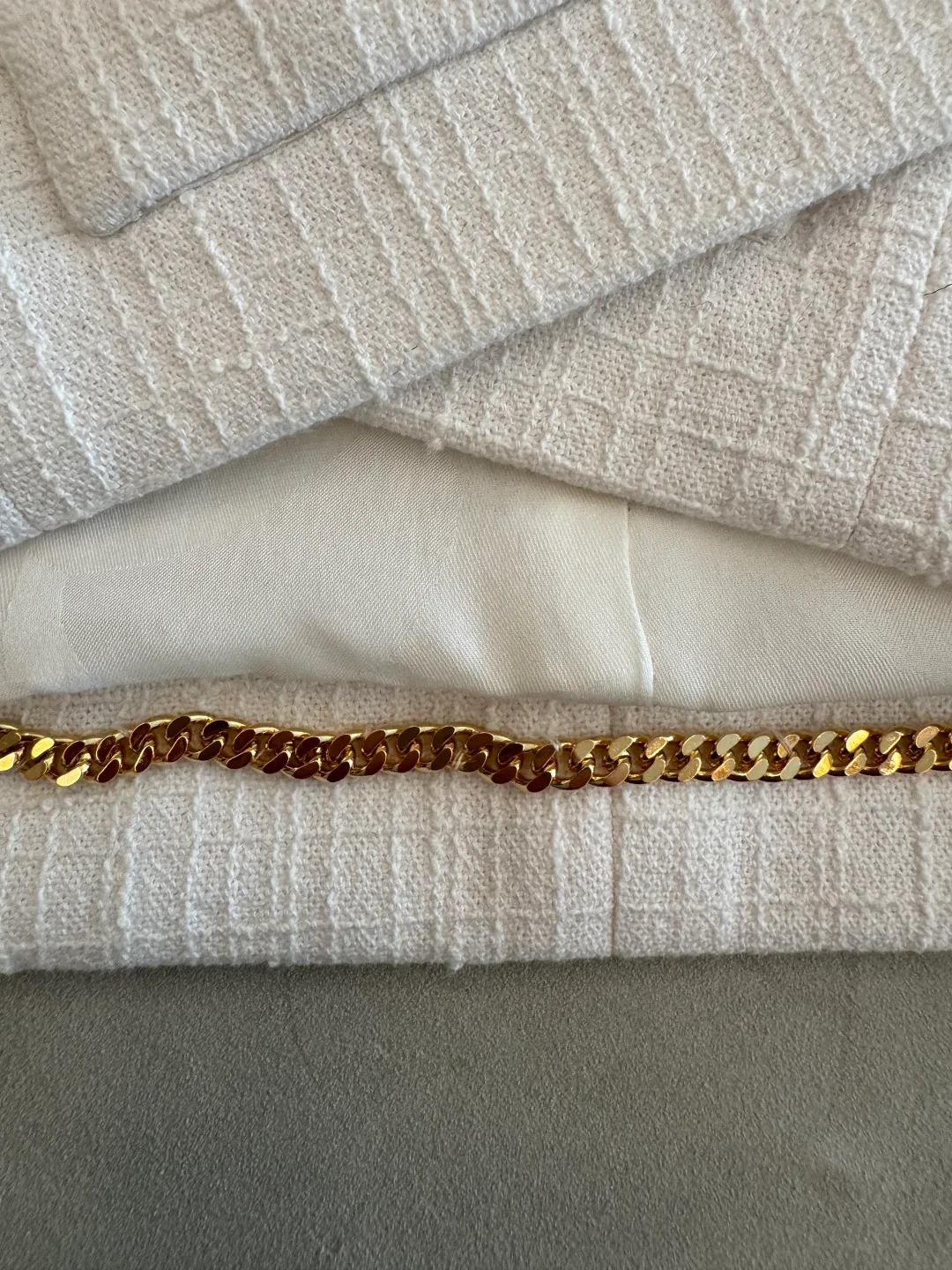 Жилеты Женские Chanel 17727903
