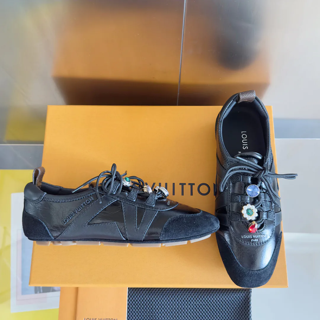 Кроссовки Женские Louis Vuitton 3098239