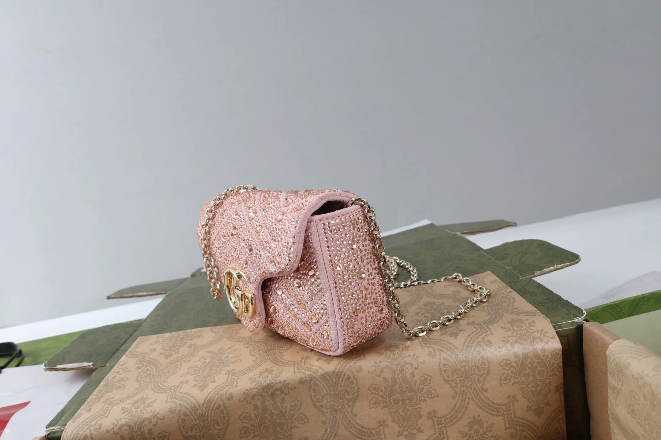 Классические Сумки Женские Gucci 18005071
