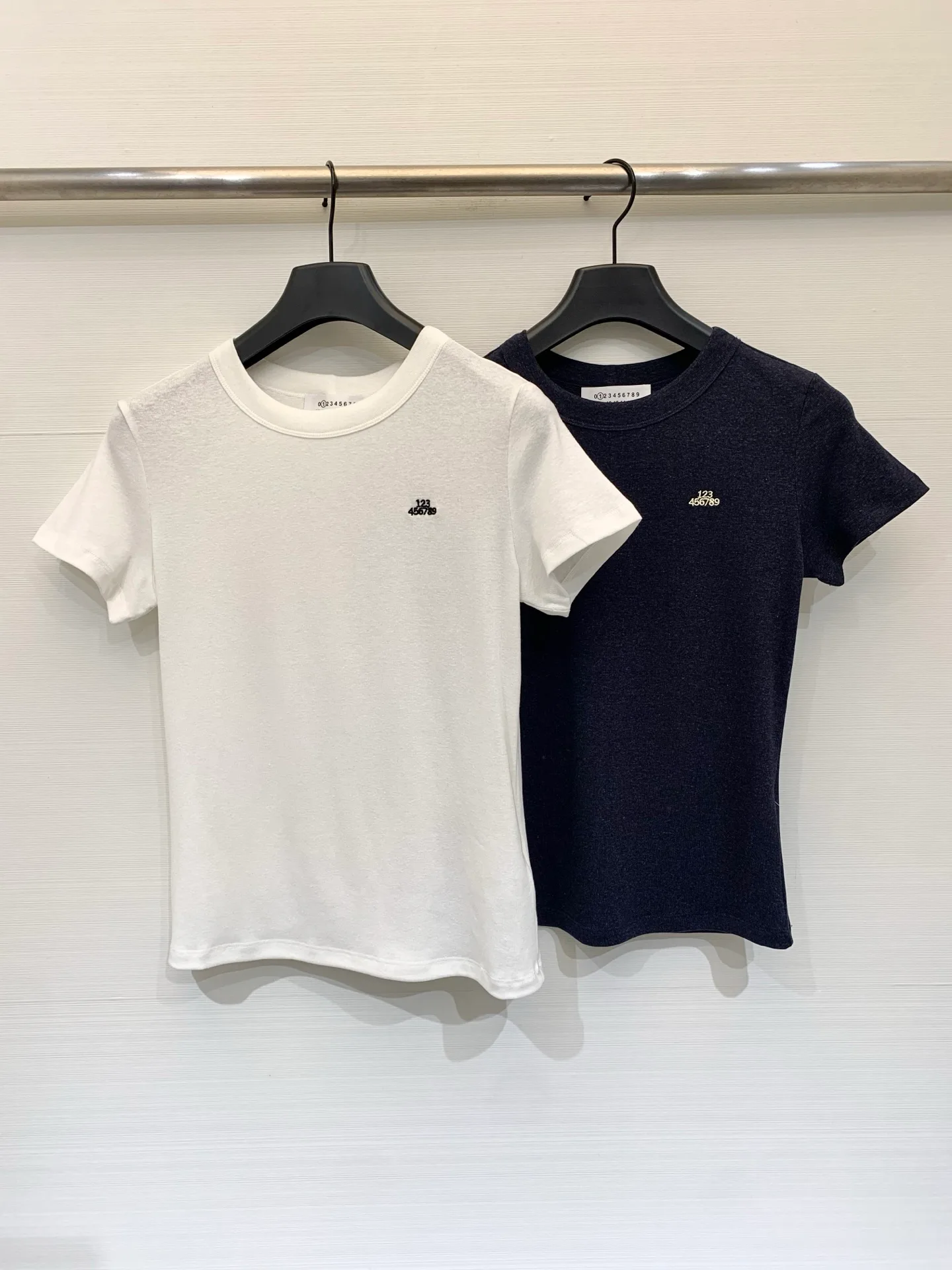 Футболки Женские Maison Margiela 13345815