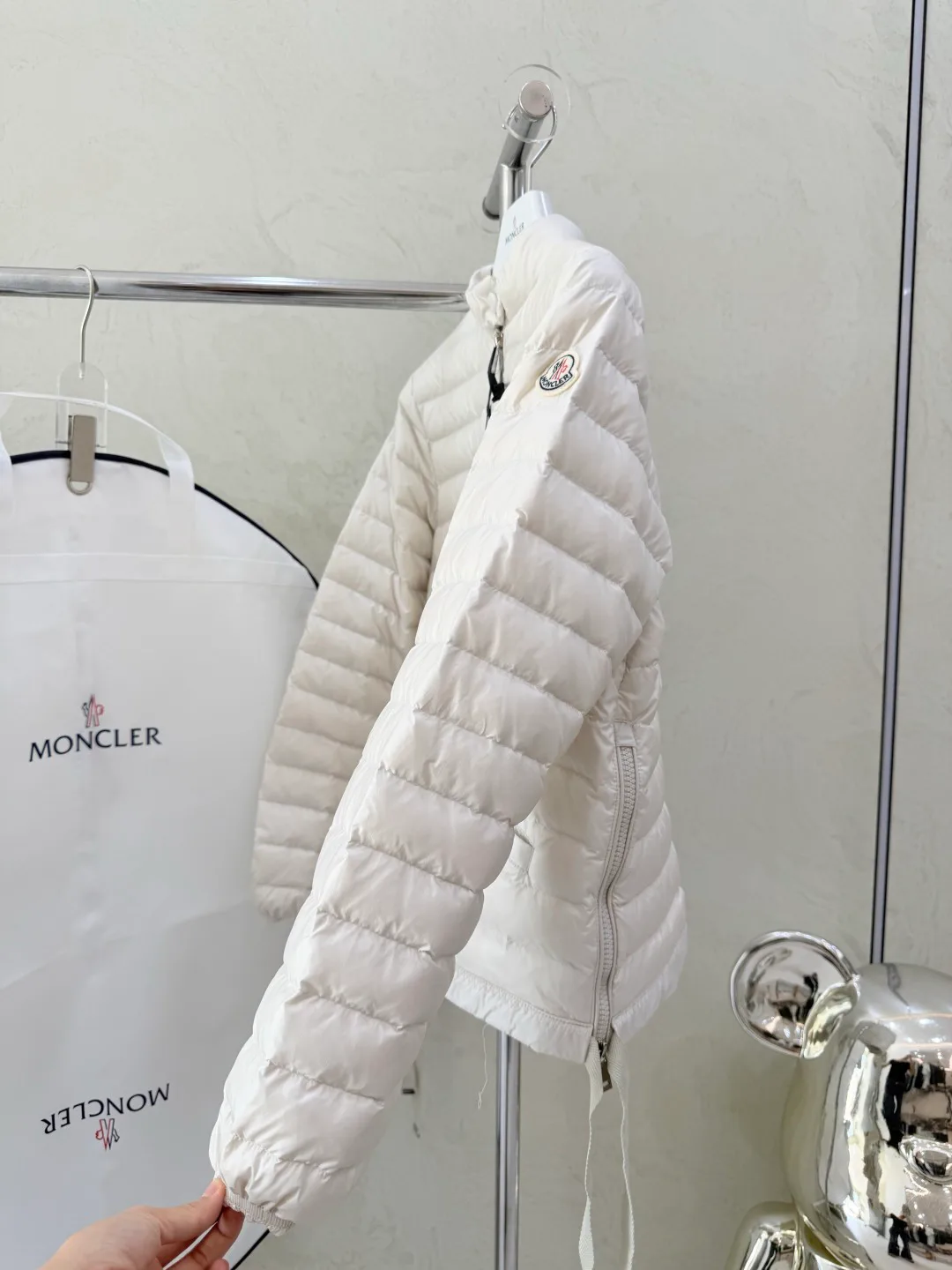 Куртки И Пуховики Женские Moncler 18052704