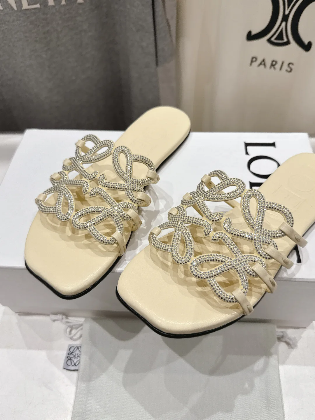 Шлепанцы Женские Loewe 10895751