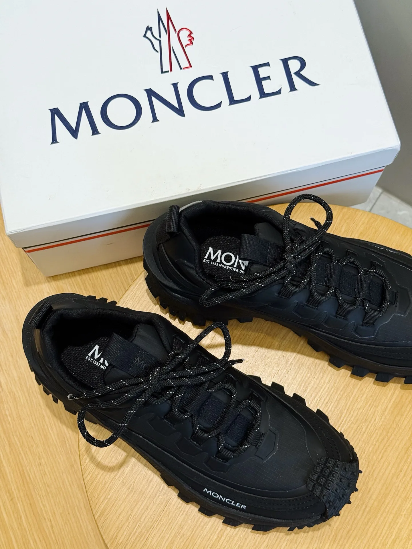 Кроссовки Мужские Moncler 19678438