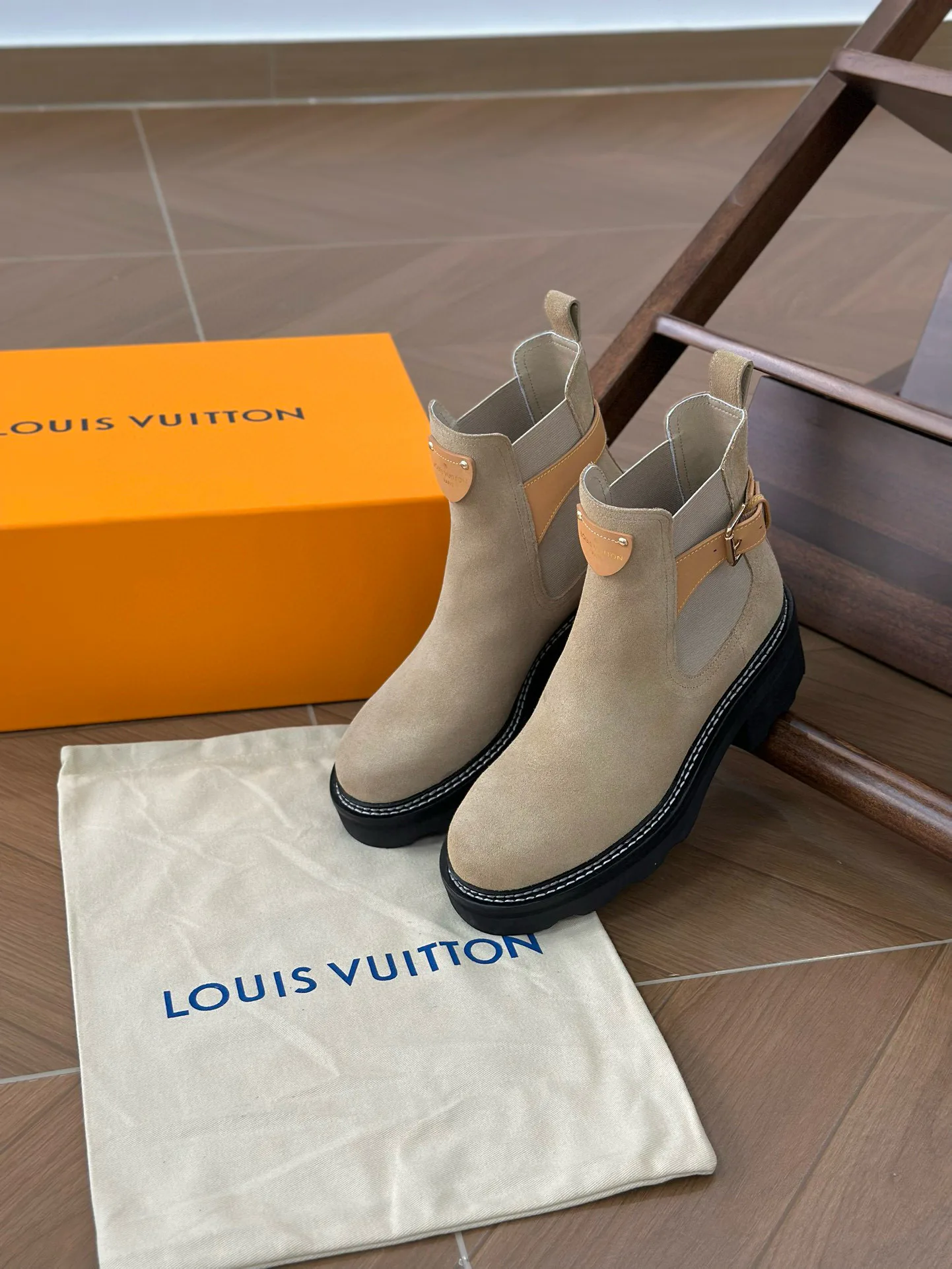 Ботинки Женские Louis Vuitton 5295258
