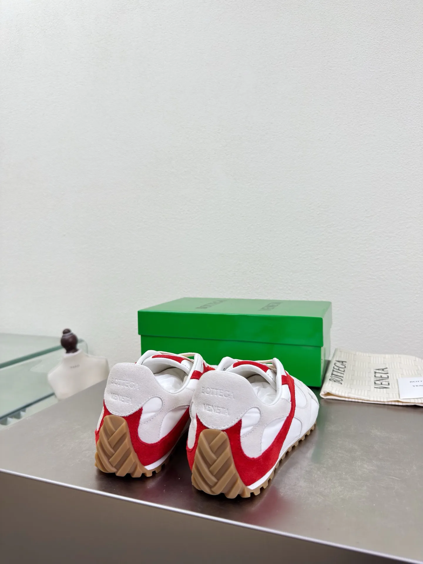 Кроссовки Женские Bottega Veneta 11616622