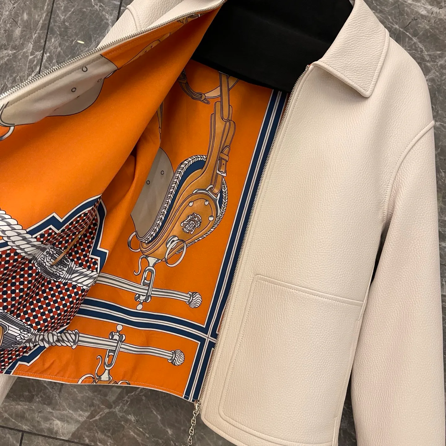 Кожаные Куртки И Дублёнки Женские Hermes 1805909