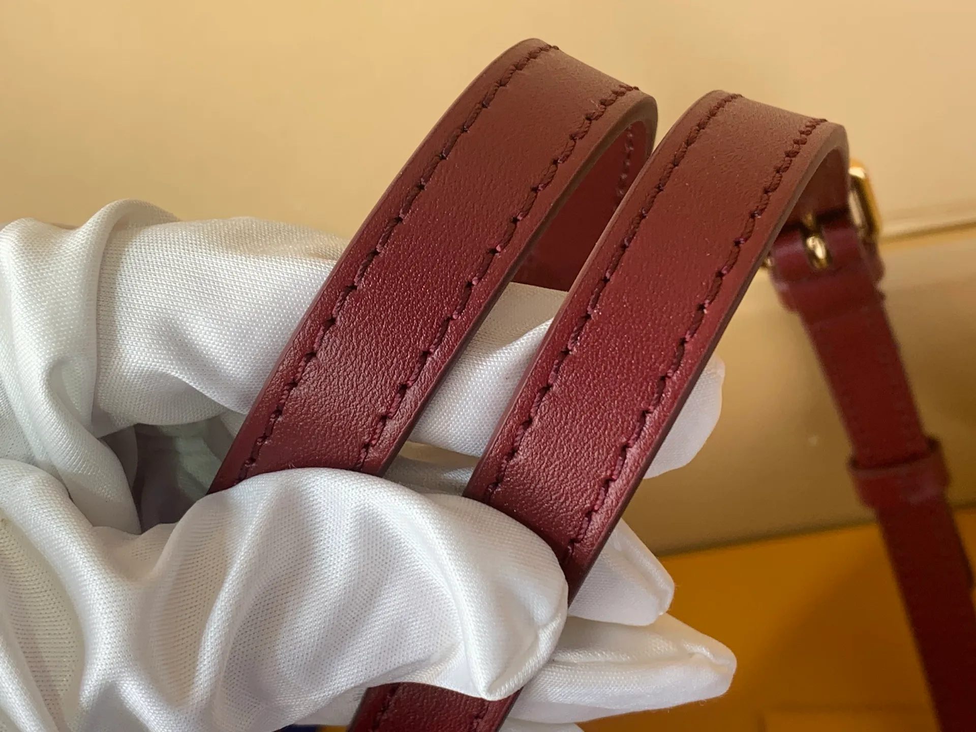 Сумки На Ремне Женские Louis Vuitton 1327795