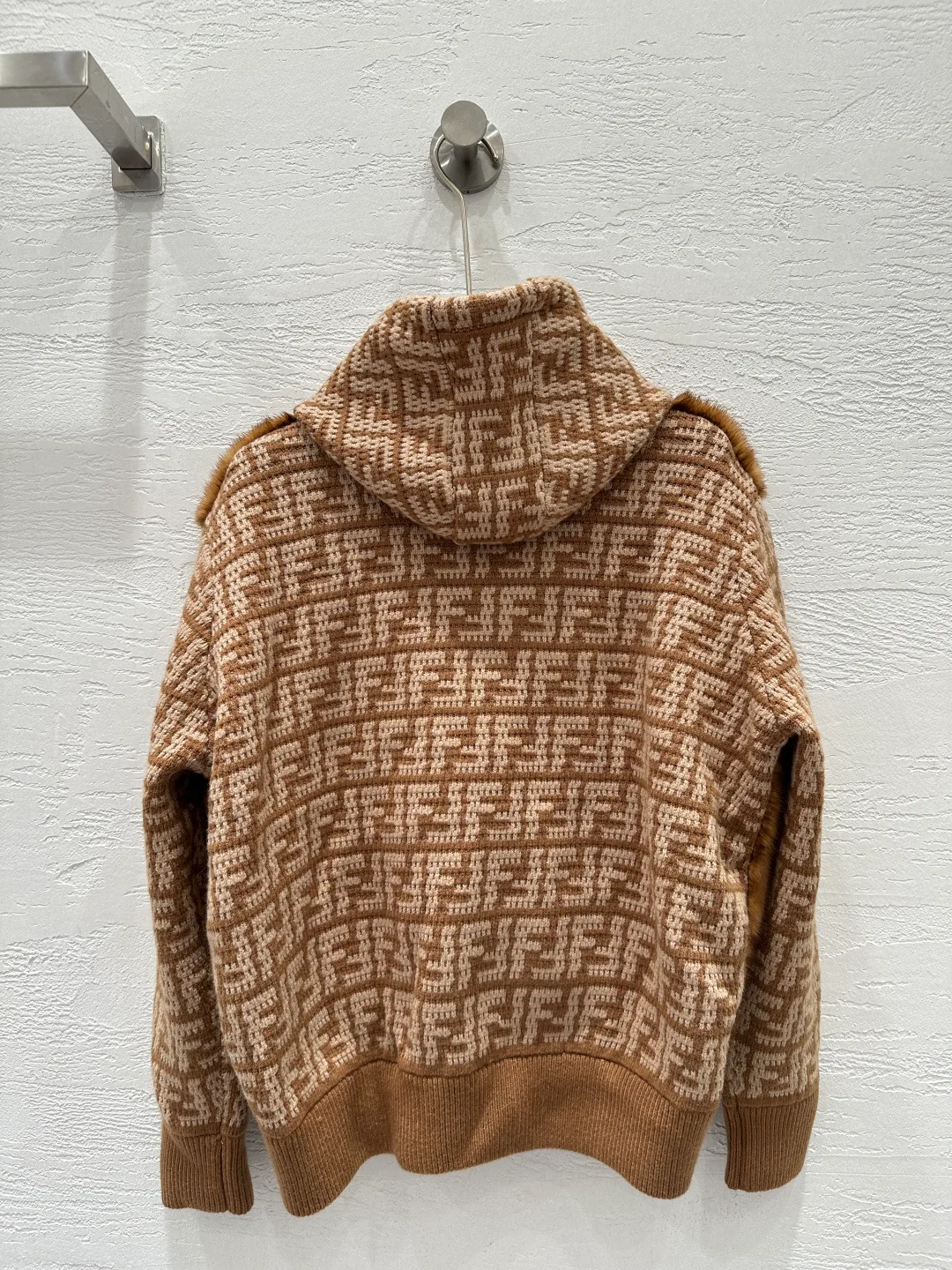 Шубы Женские Fendi 4771602