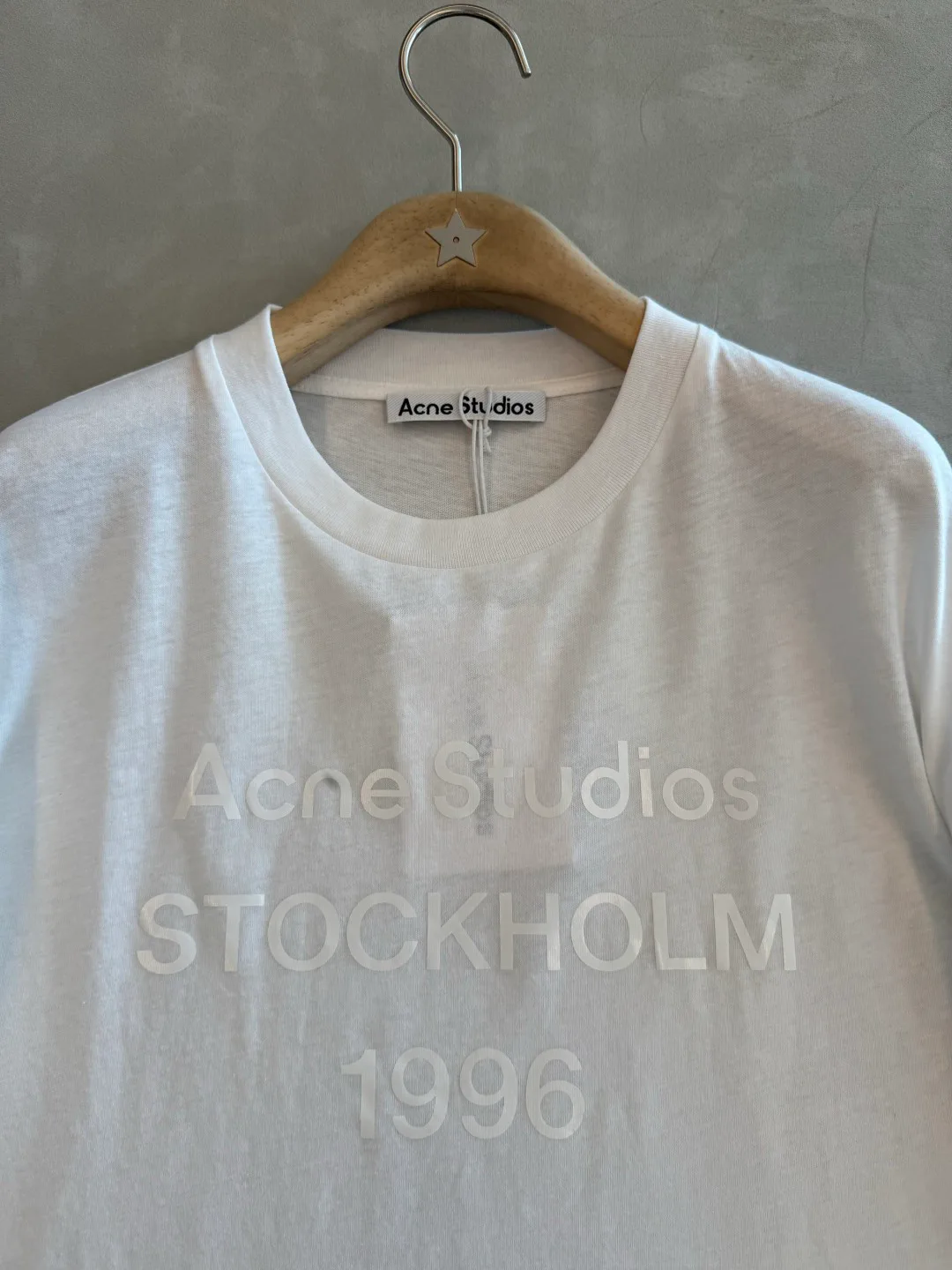 Футболки Женские Acne Studios 17463320