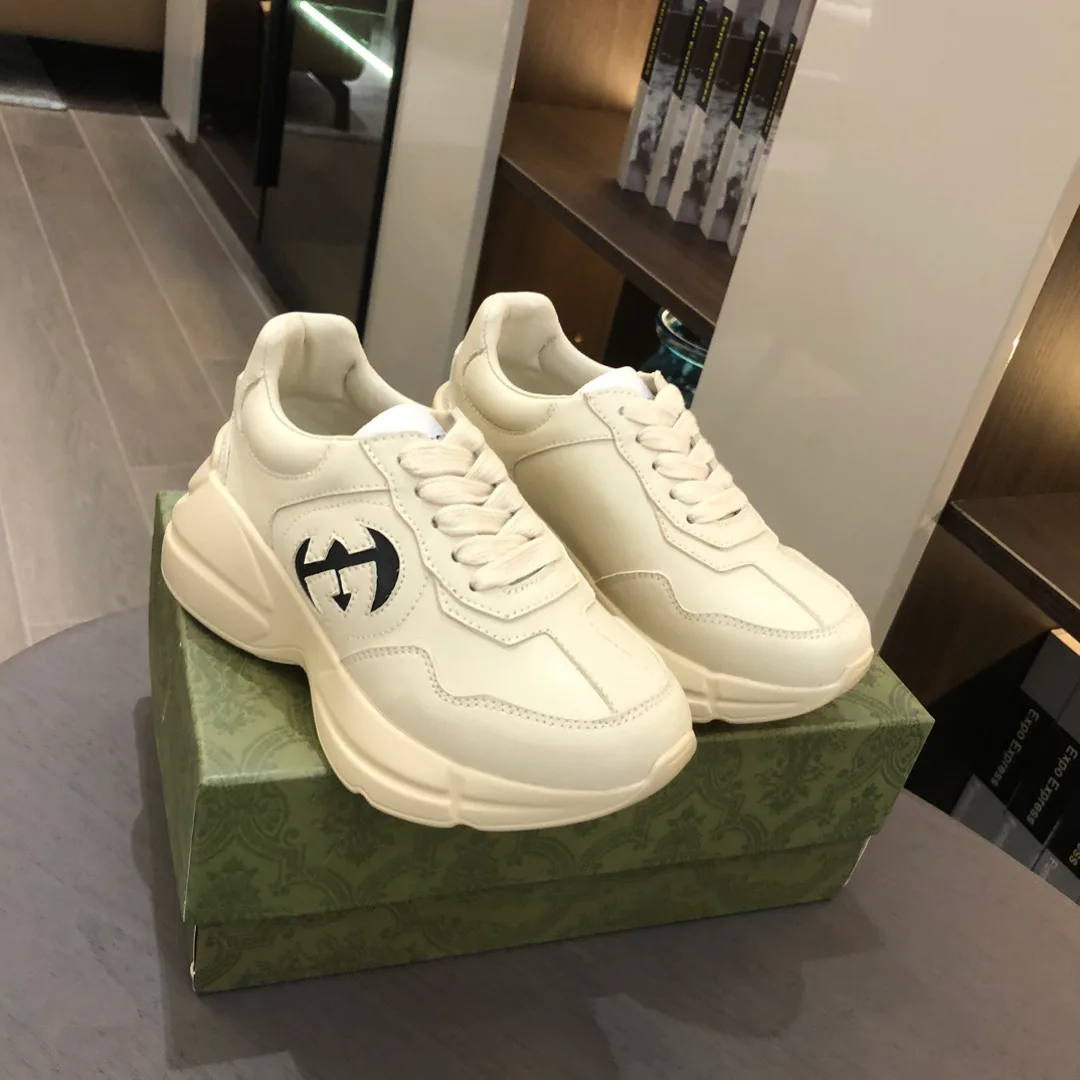 Кроссовки Женские Gucci 19473566