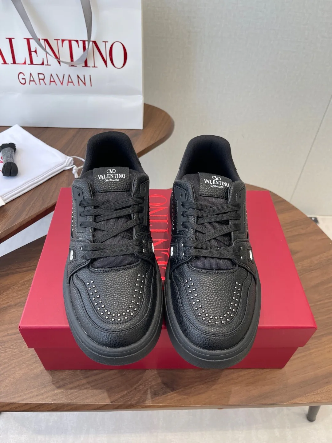 Кроссовки Женские Valentino 11446620