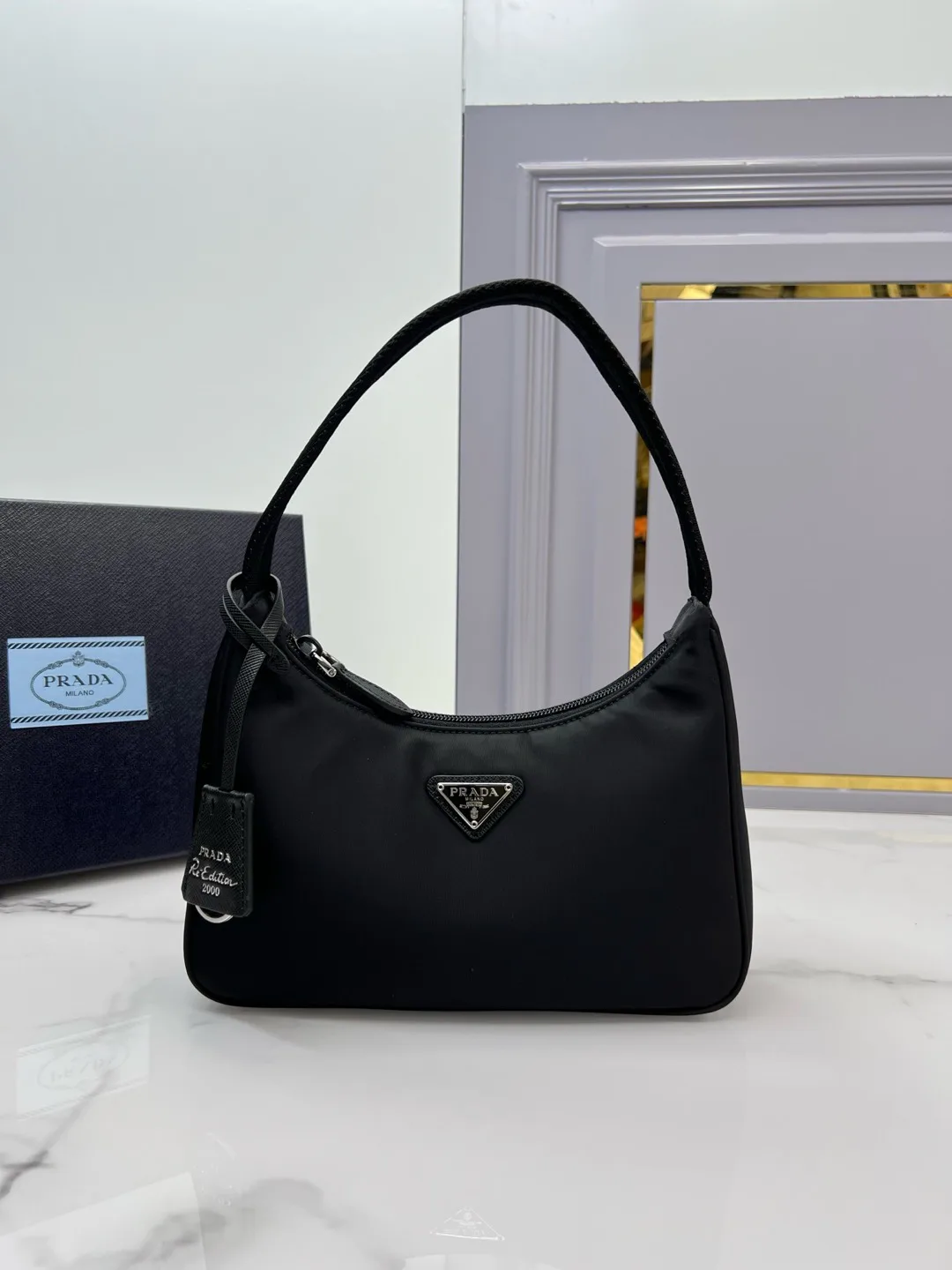 Классические Сумки Женские Prada 29106