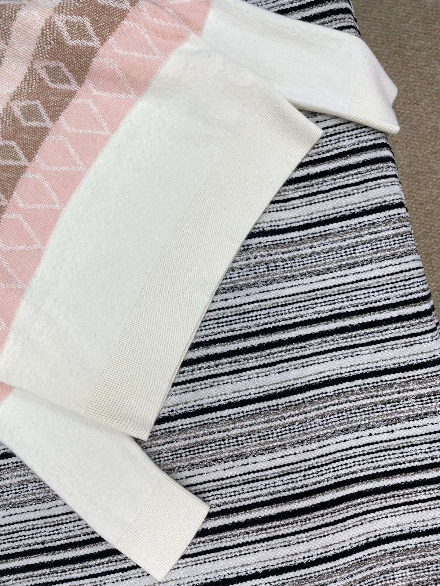 Джемперы И Свитеры Женские Moncler 255699