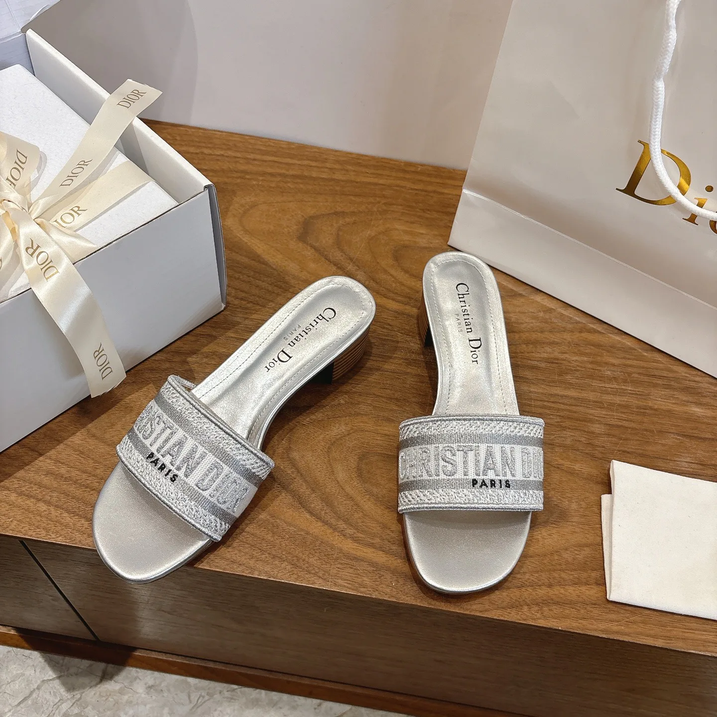 Босоножки Женские Christian Dior 1137289