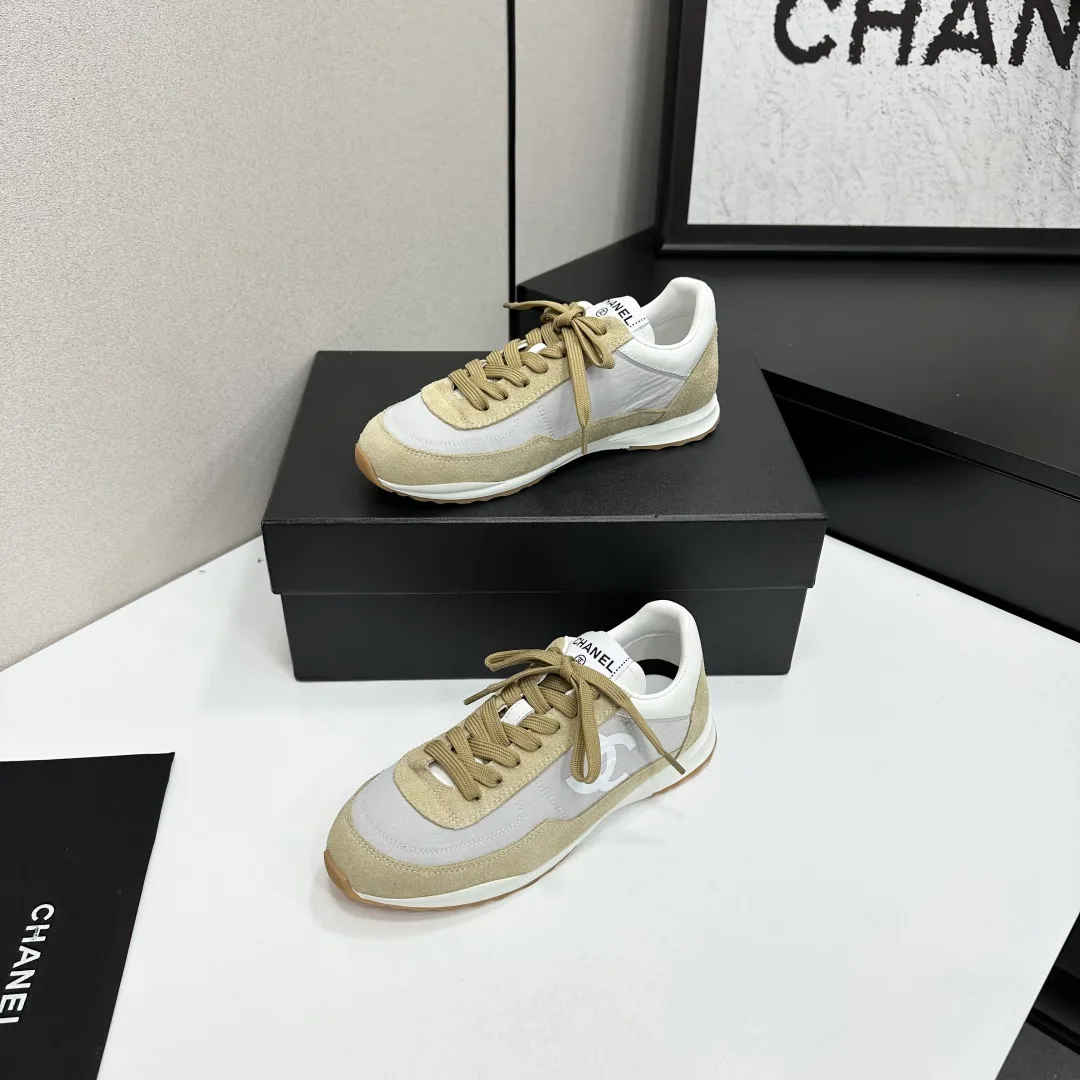 Кроссовки Женские Chanel 11738515
