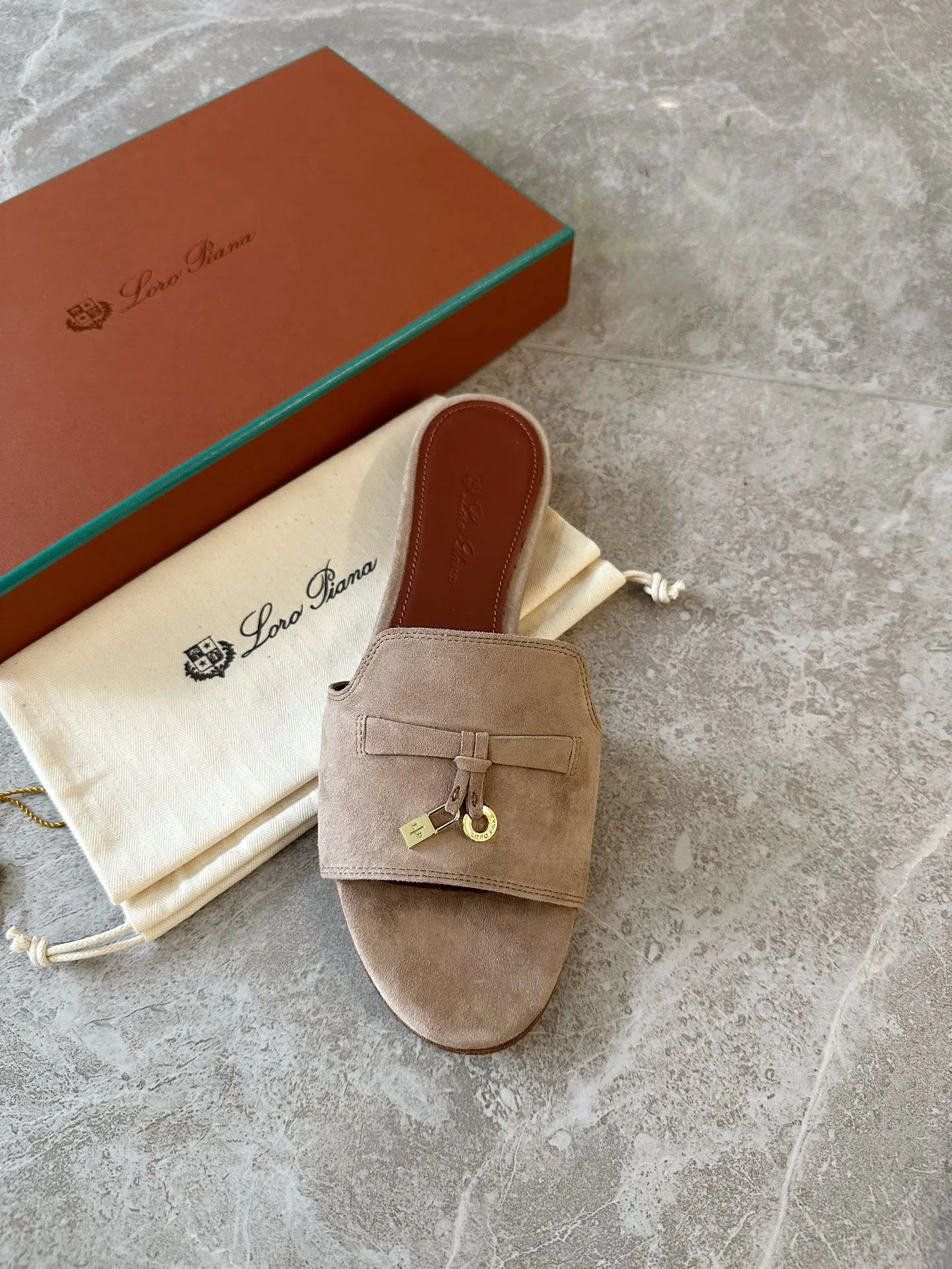 Шлепанцы Женские Loro Piana 32611