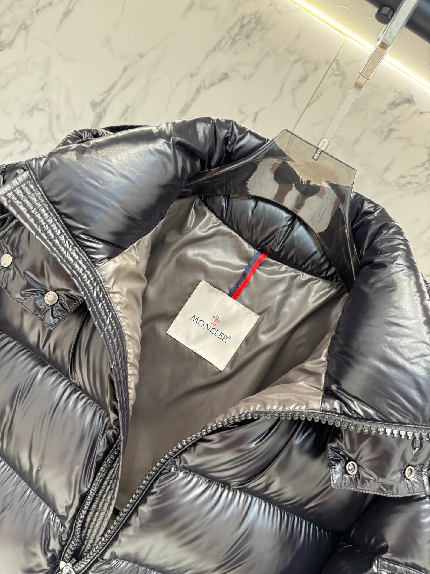 Куртки И Пуховики Мужские Moncler 17919917