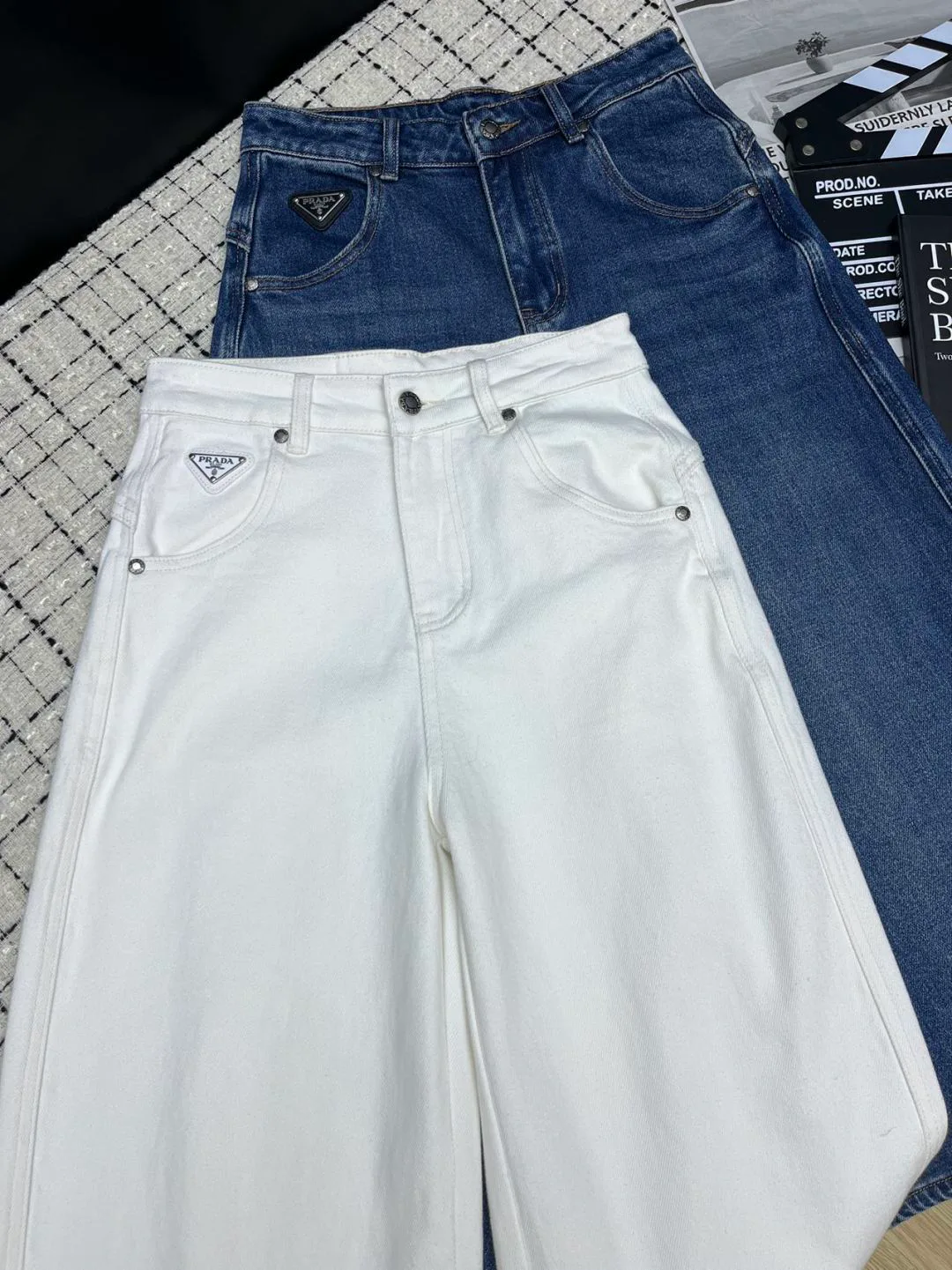 Джинсы Женские Prada 19134147