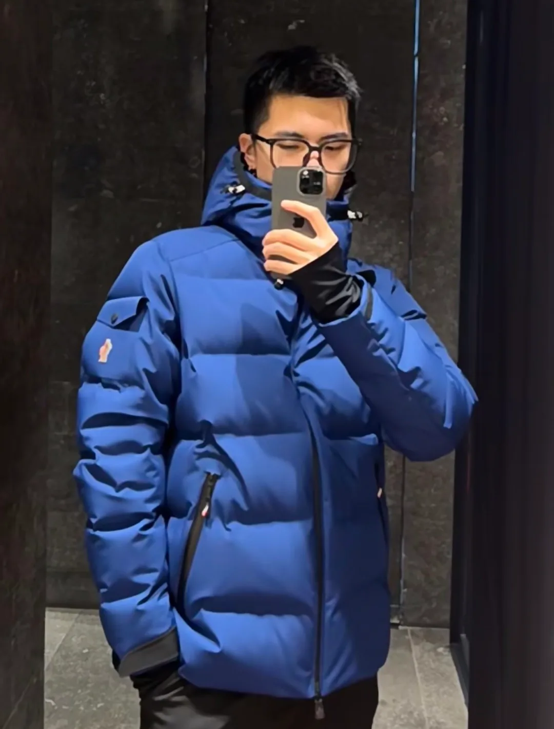 Куртки И Пуховики Мужские Moncler 382097