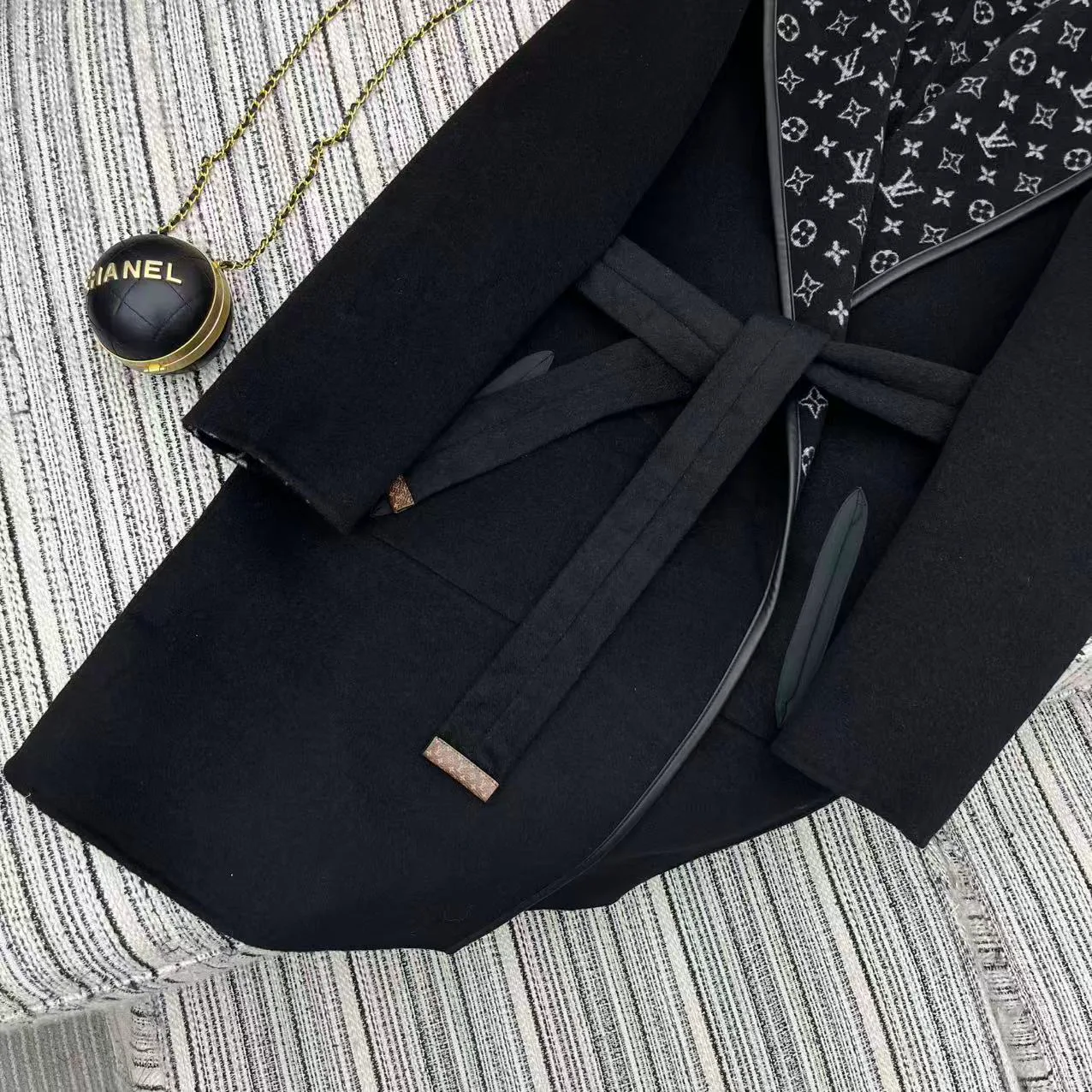Пальто Женские Louis Vuitton 6486841