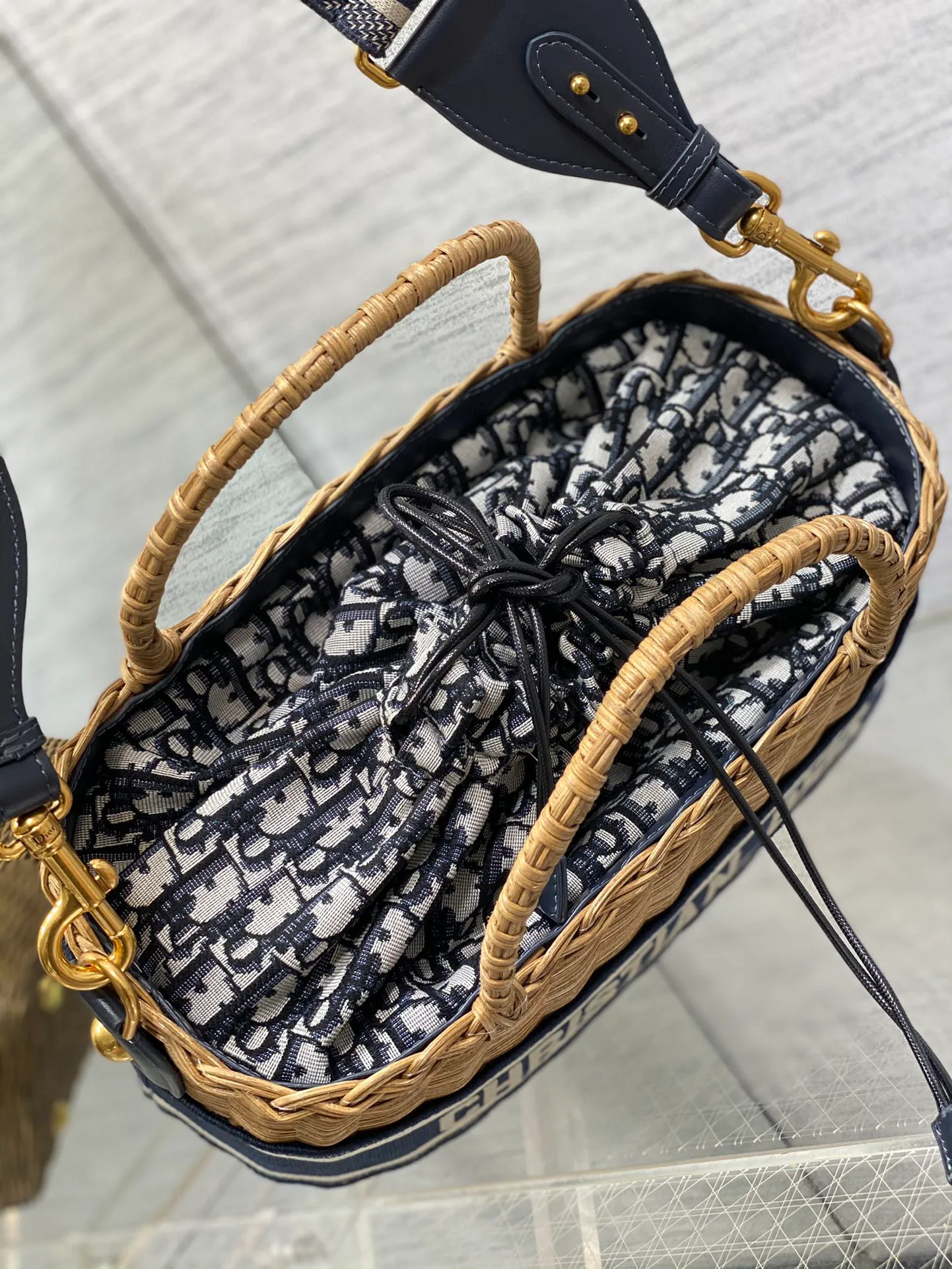 Сумки На Ремне Женские Christian Dior 475506