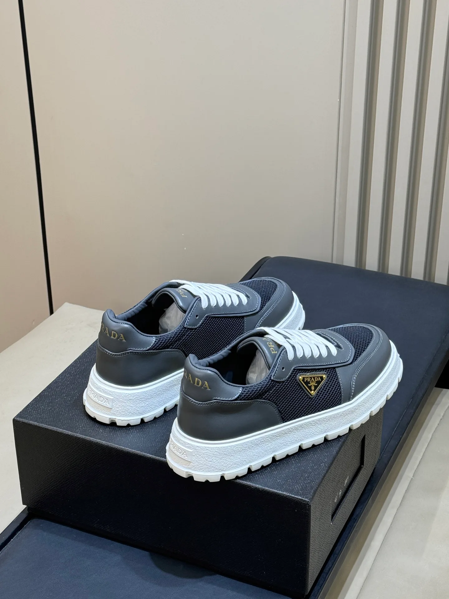 Кроссовки Мужские Prada 17915323