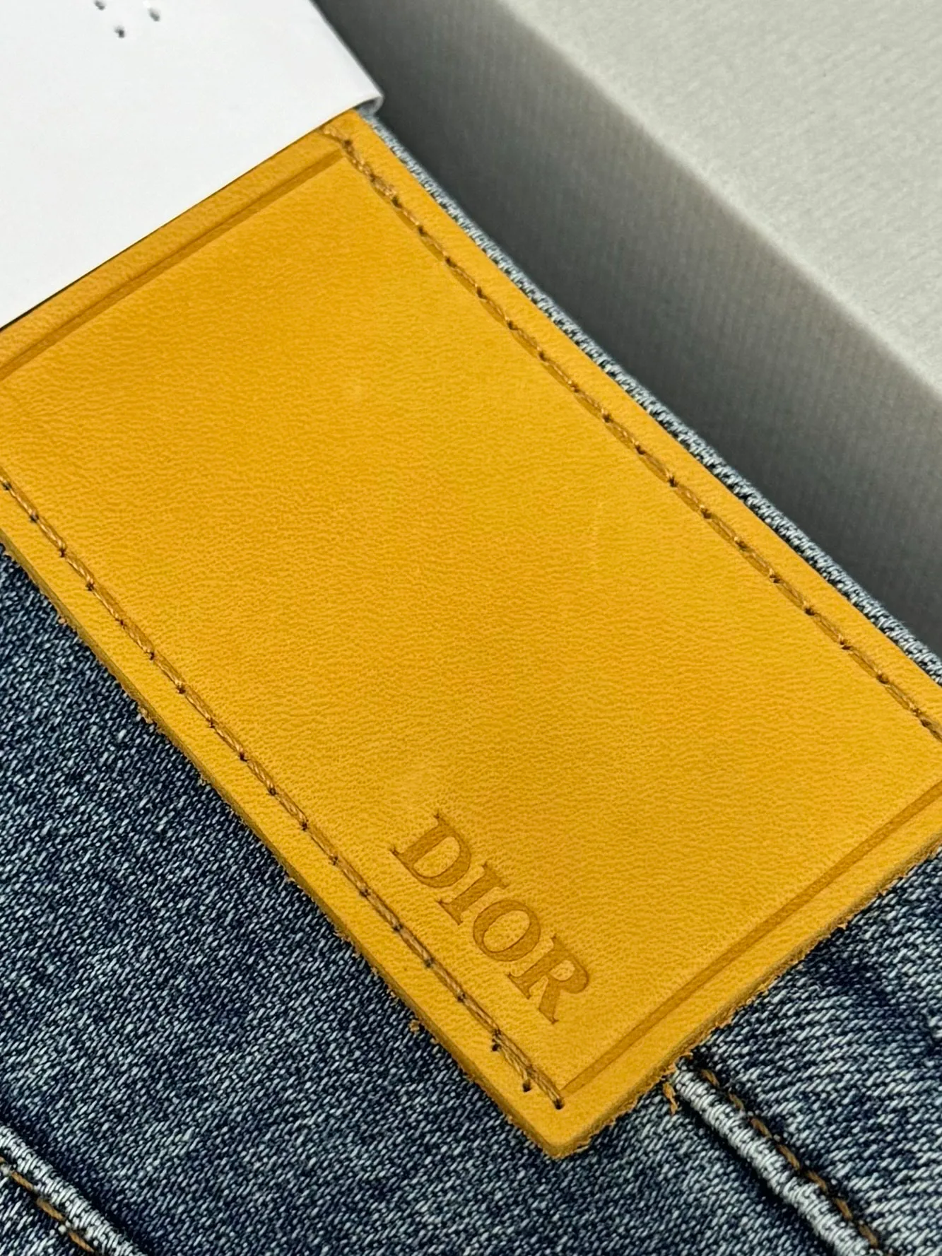 Джинсы Мужские Christian Dior 17298439