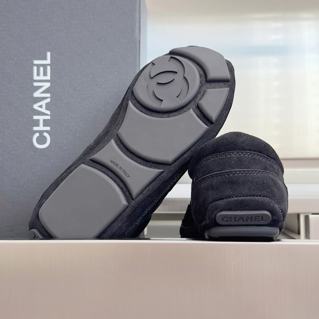 Кроссовки Женские Chanel 19175865