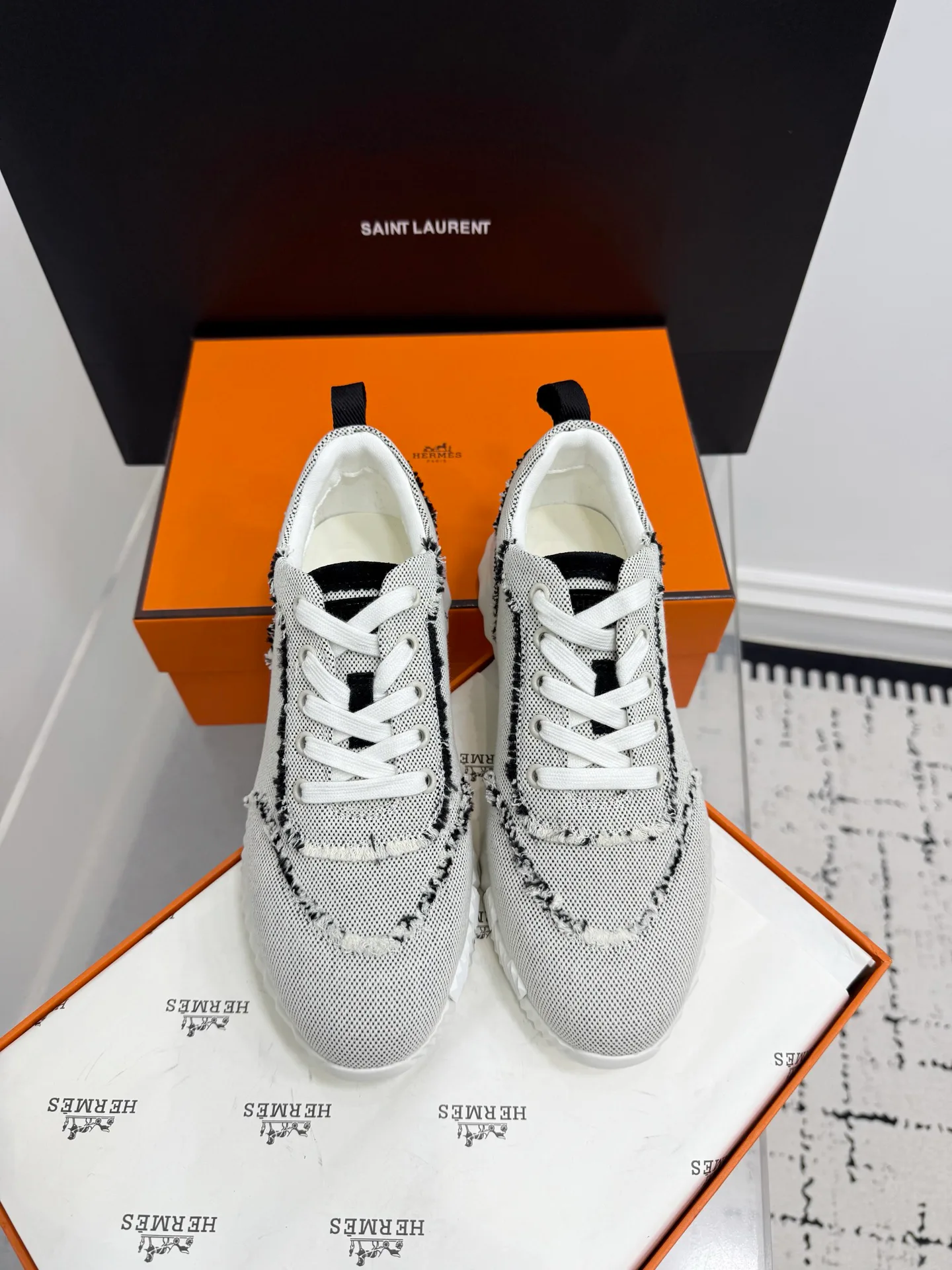 Кроссовки Женские Hermes 811900