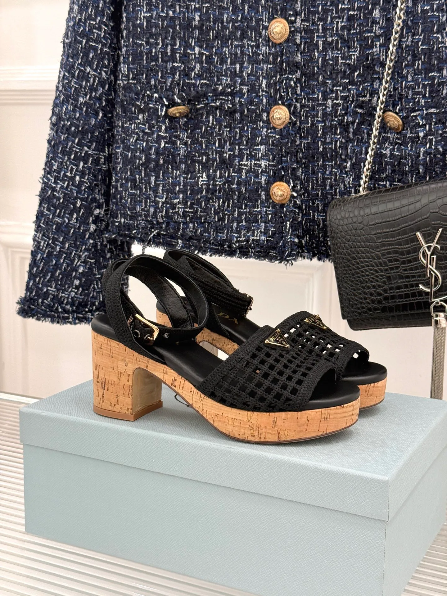 Босоножки Женские Prada 17467511