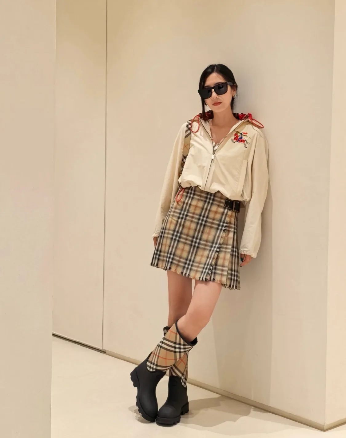 Куртки И Пуховики Женские Burberry 11358100