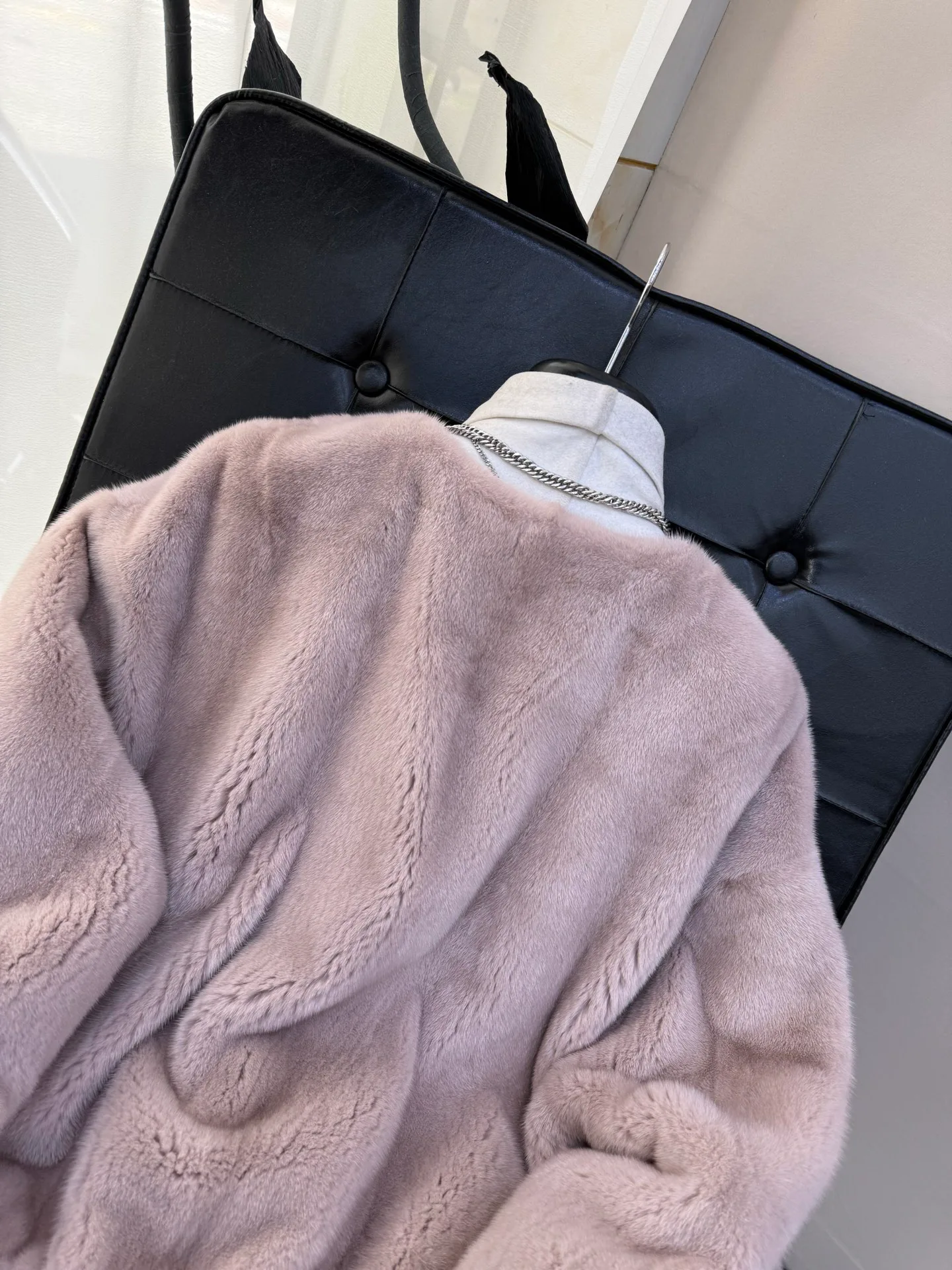 Шубы Женские Christian Dior 1065955