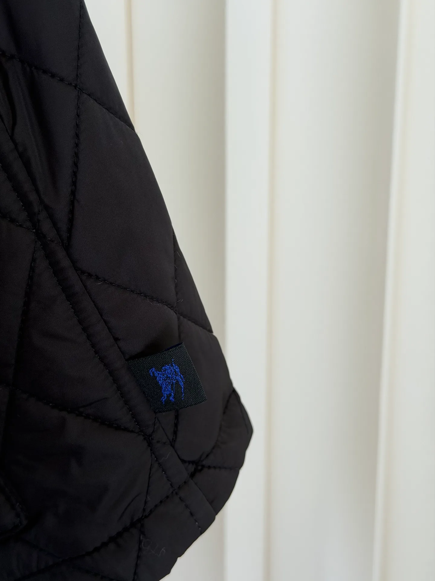 Куртки И Пуховики Женские Burberry 17950214
