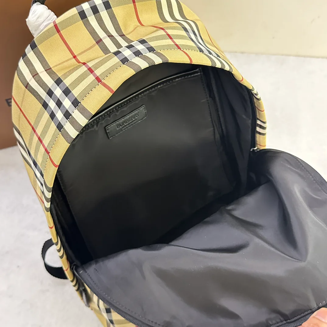 Рюкзаки Женские Burberry 702838