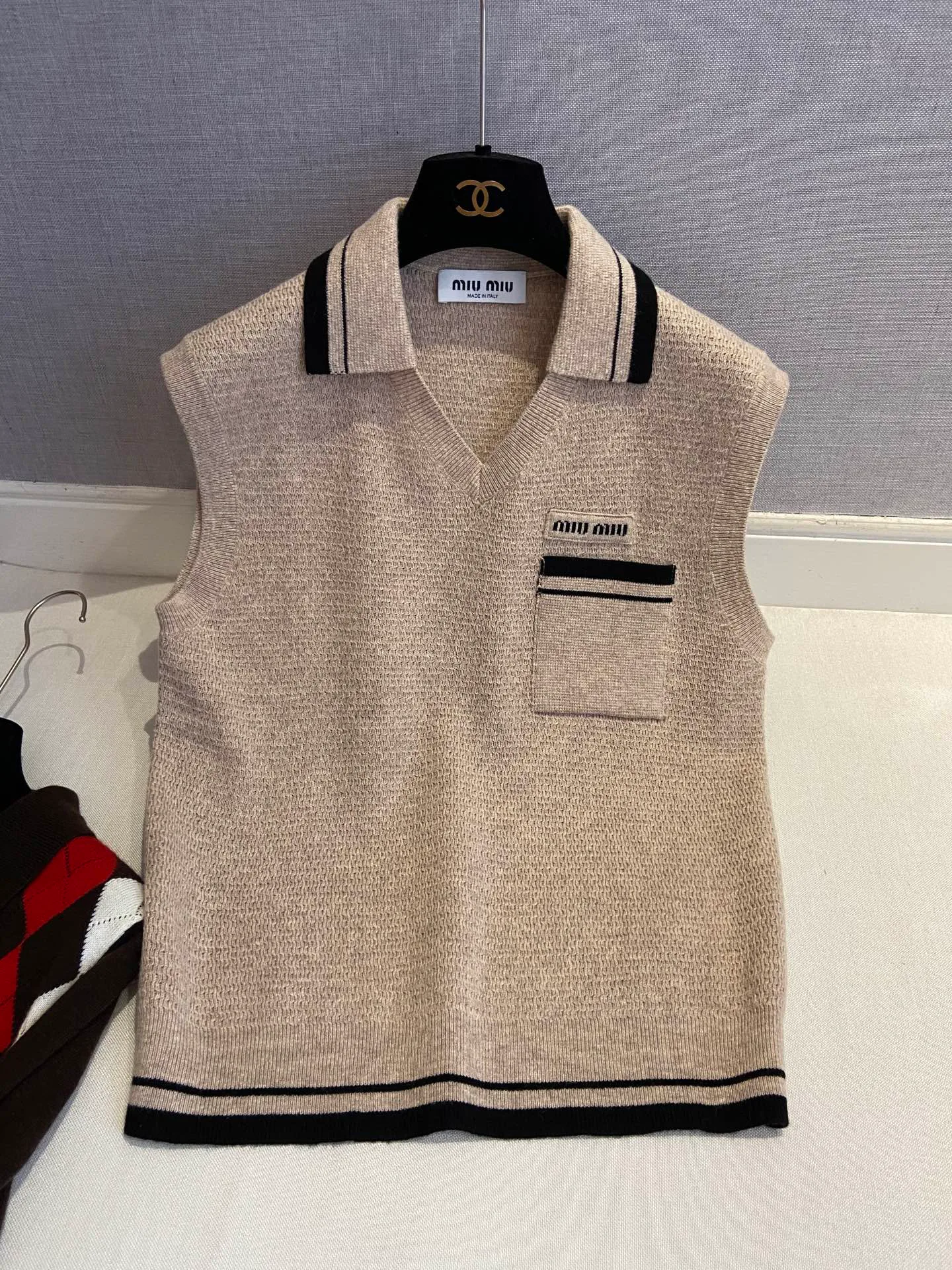 Жилеты Женские Miu Miu 18088917