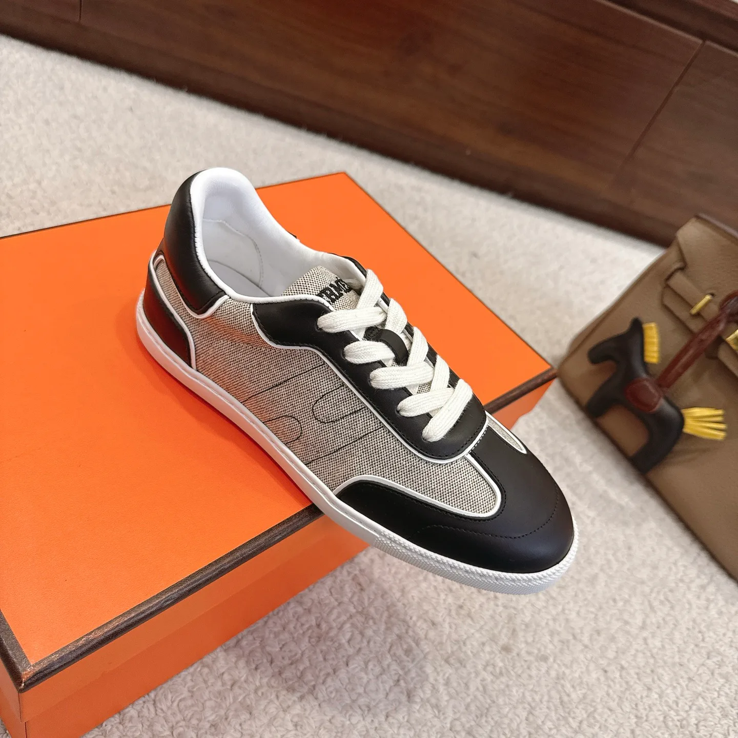 Кроссовки Мужские Hermes 9852678
